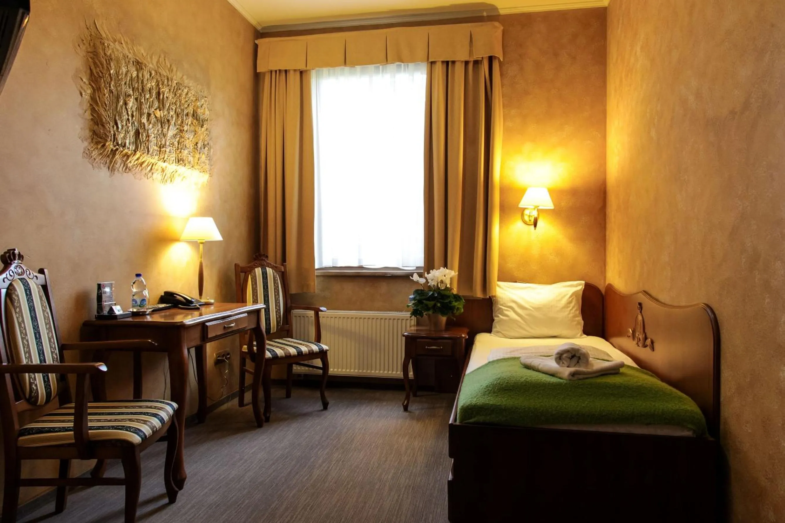 Photo of the whole room, Bed in Hotel Księcia Józefa