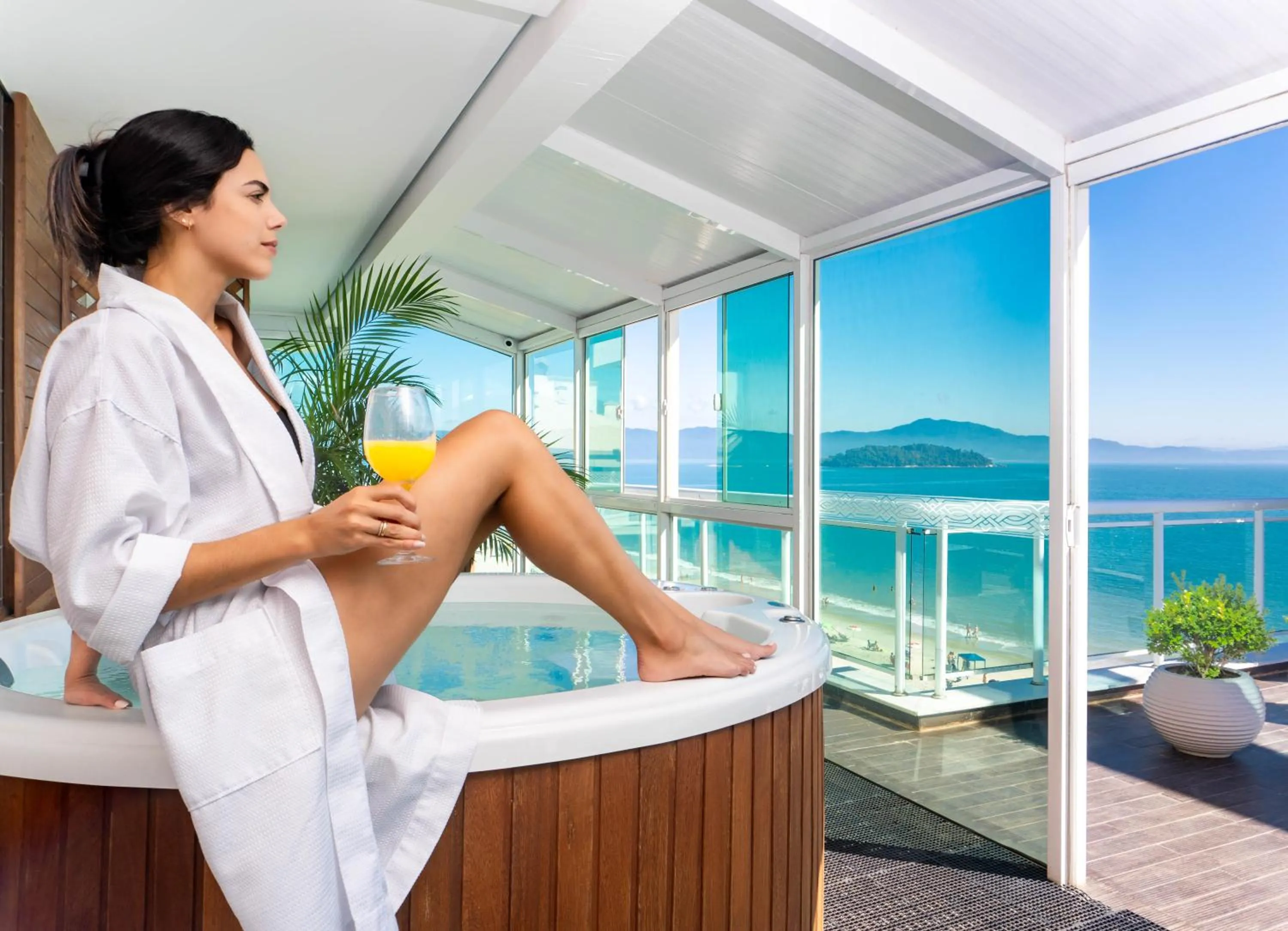 Hot Tub in Palace Praia Hotel