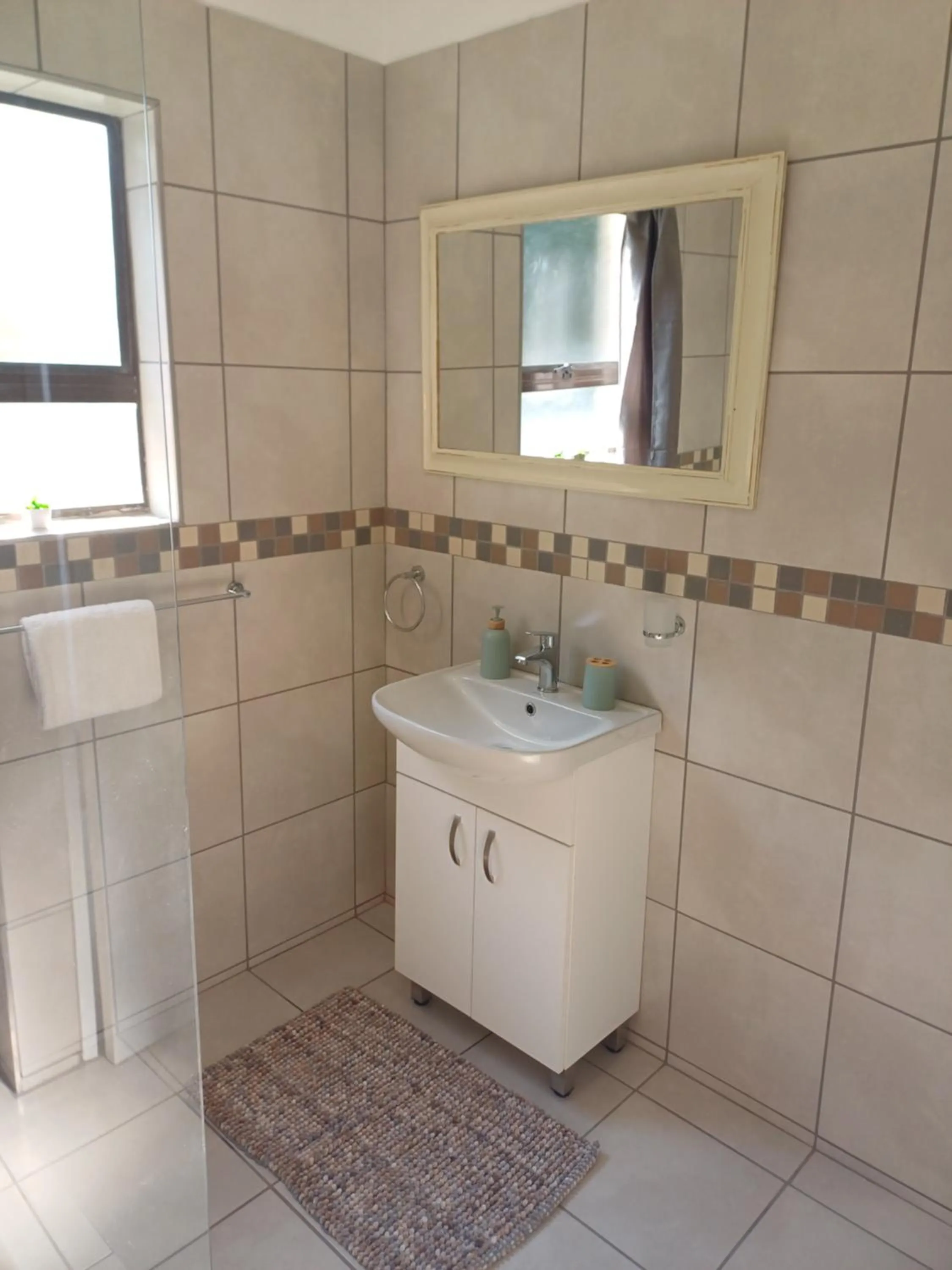 Bathroom in Stroke-One-Inn