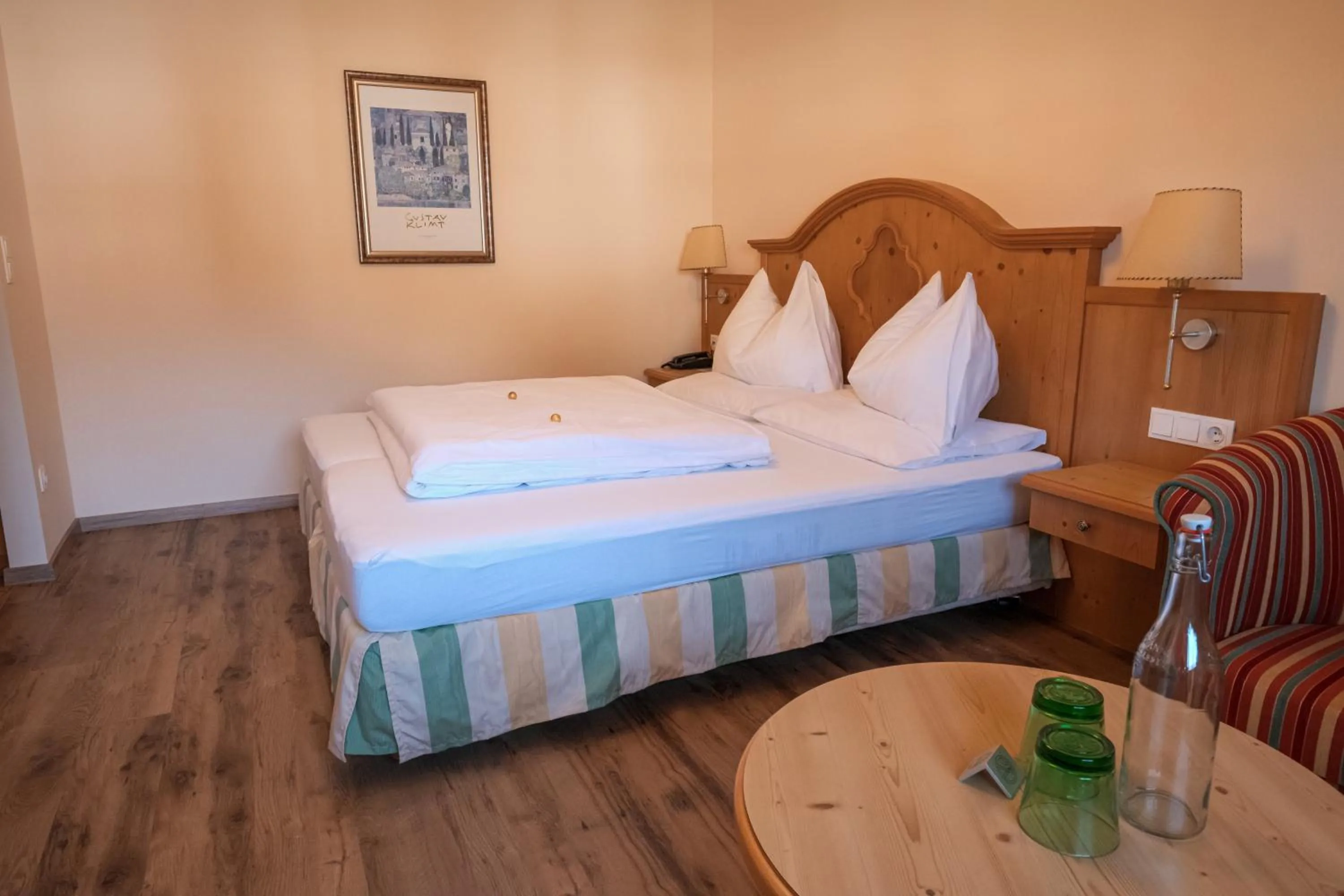 Photo of the whole room, Bed in Vogl's Nest