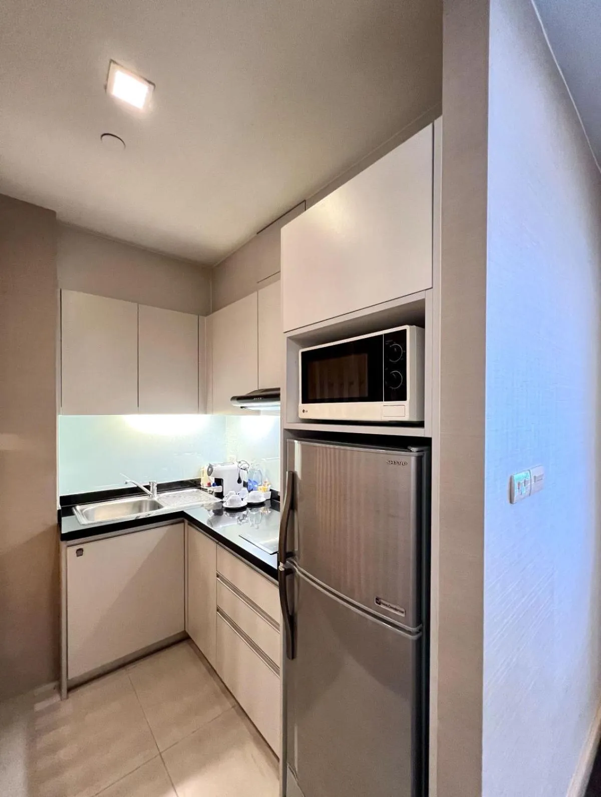 Coffee/tea facilities in Sora Resort & Suites Sukhumvit