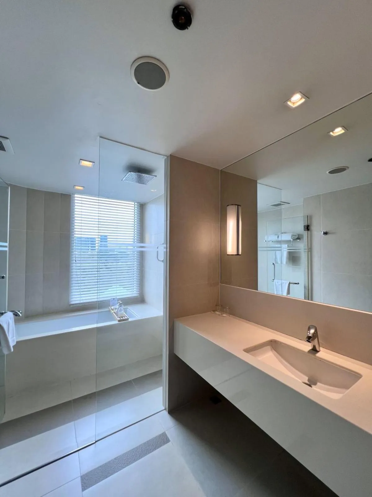 Bath in Sora Resort & Suites Sukhumvit