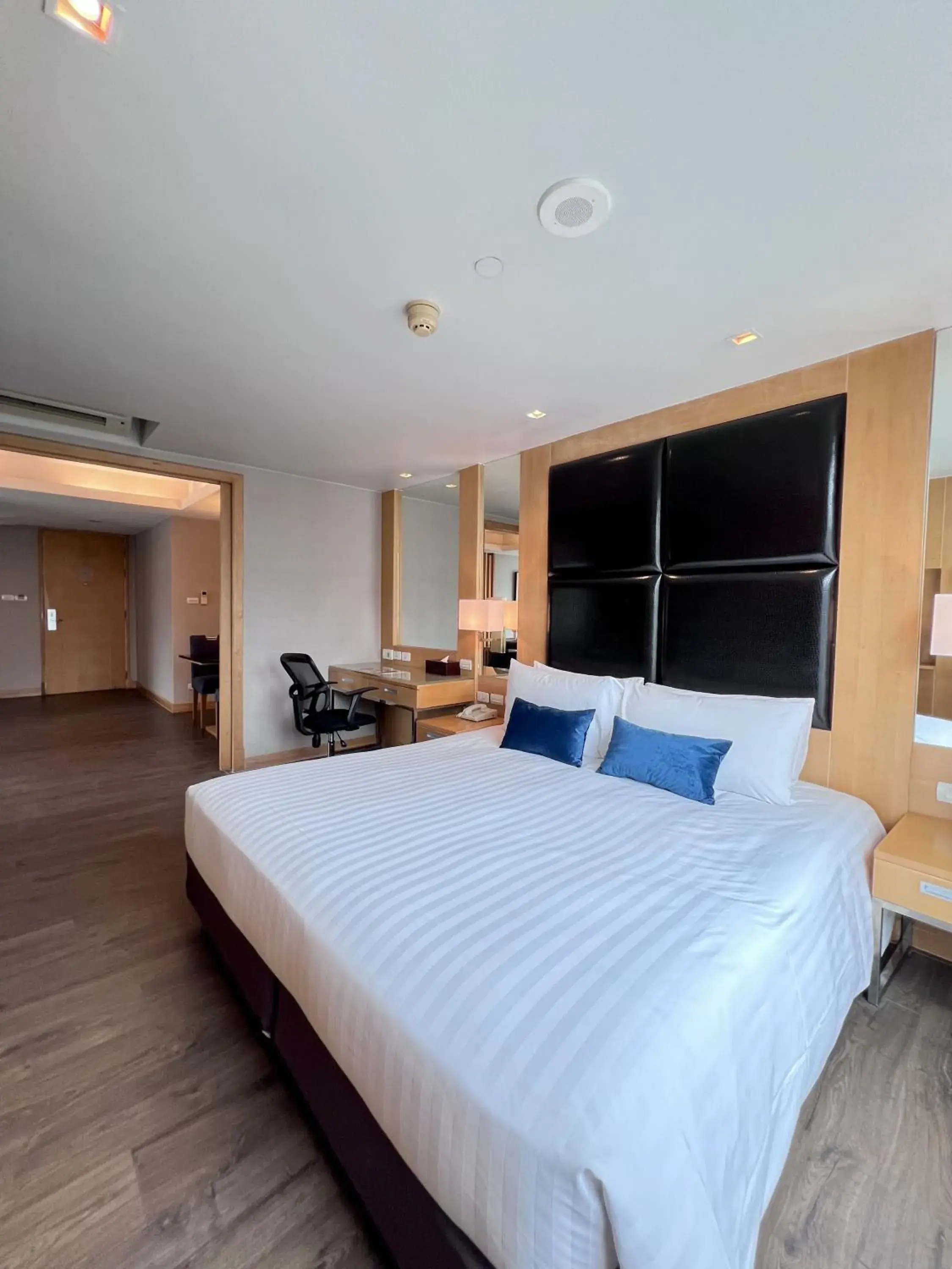 Family Suite (City View) in Sora Resort & Suites Sukhumvit Family Suite (City View) in Sora Resort & Suites Sukhumvit