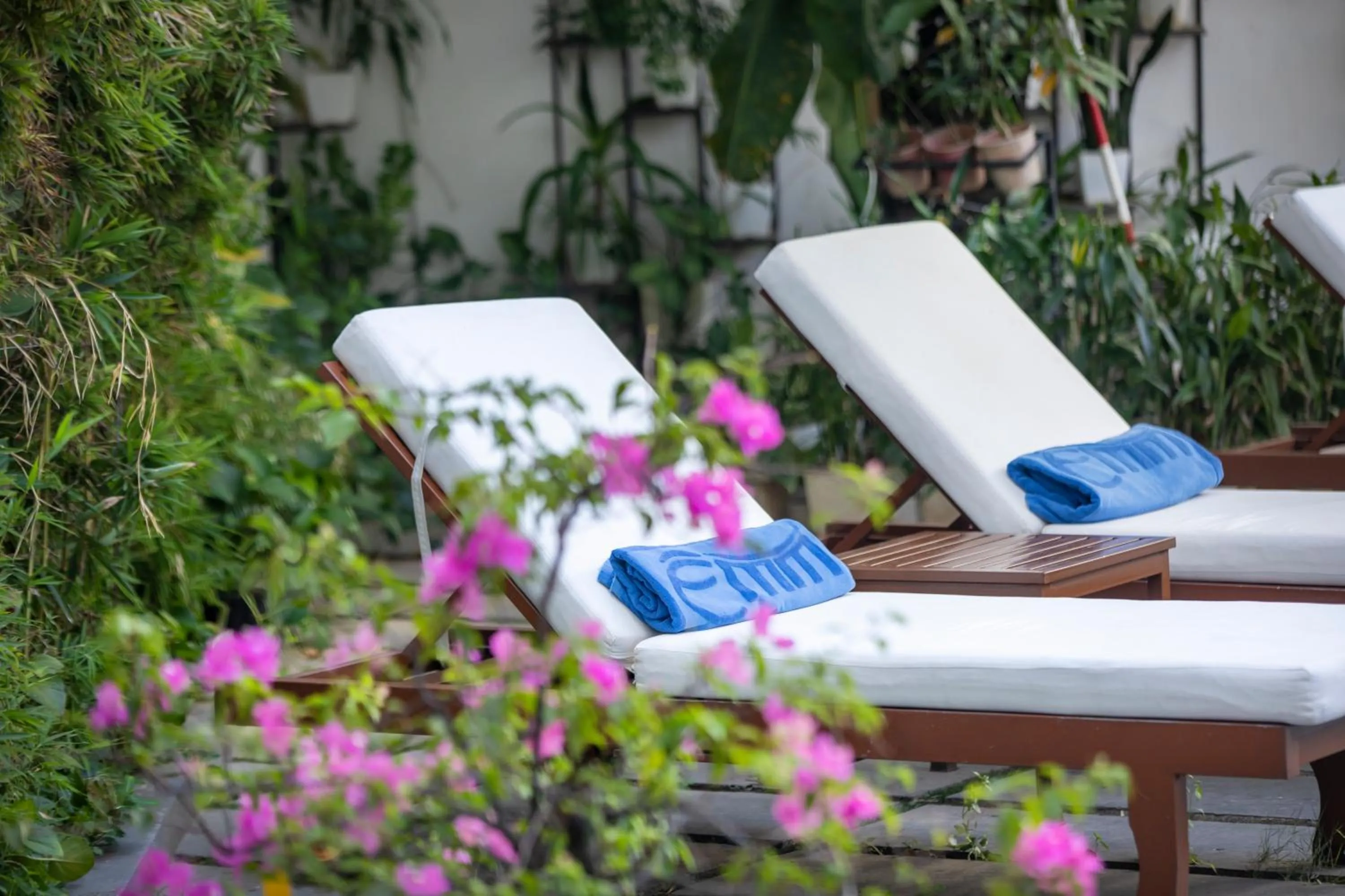 sunbed in ÊMM Hotel Hue