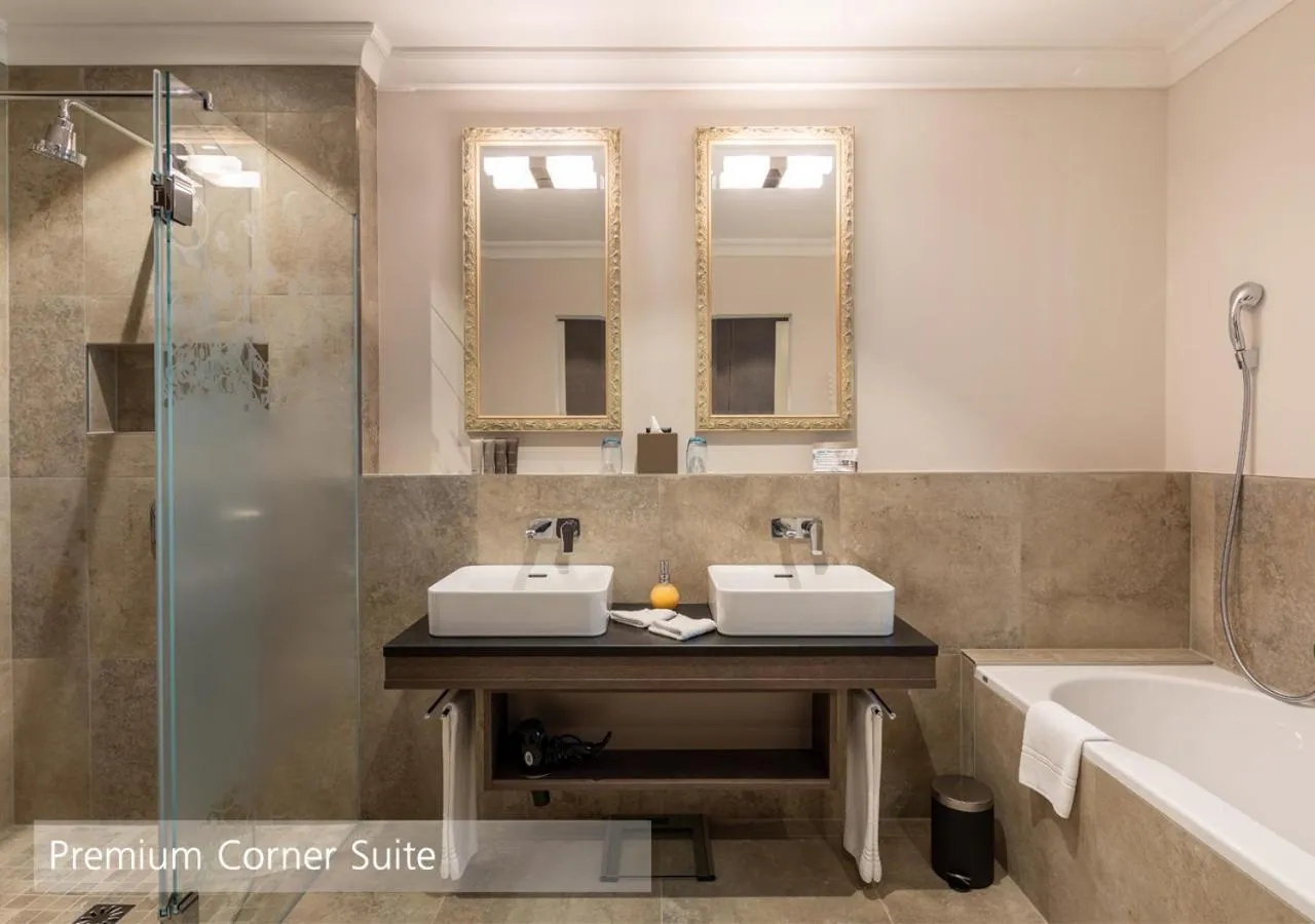 Shower in Lenkerhof gourmet spa resort - Relais & Châteaux