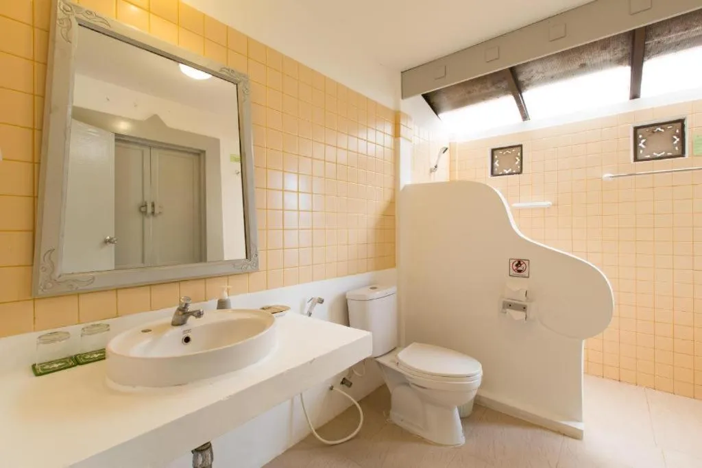 Bathroom in Bayview Resort Phi Phi Island - Beach Front Resort