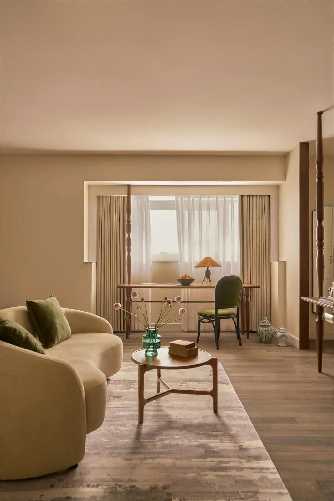 Seating area in M Village Hotel Premier Thi Sách