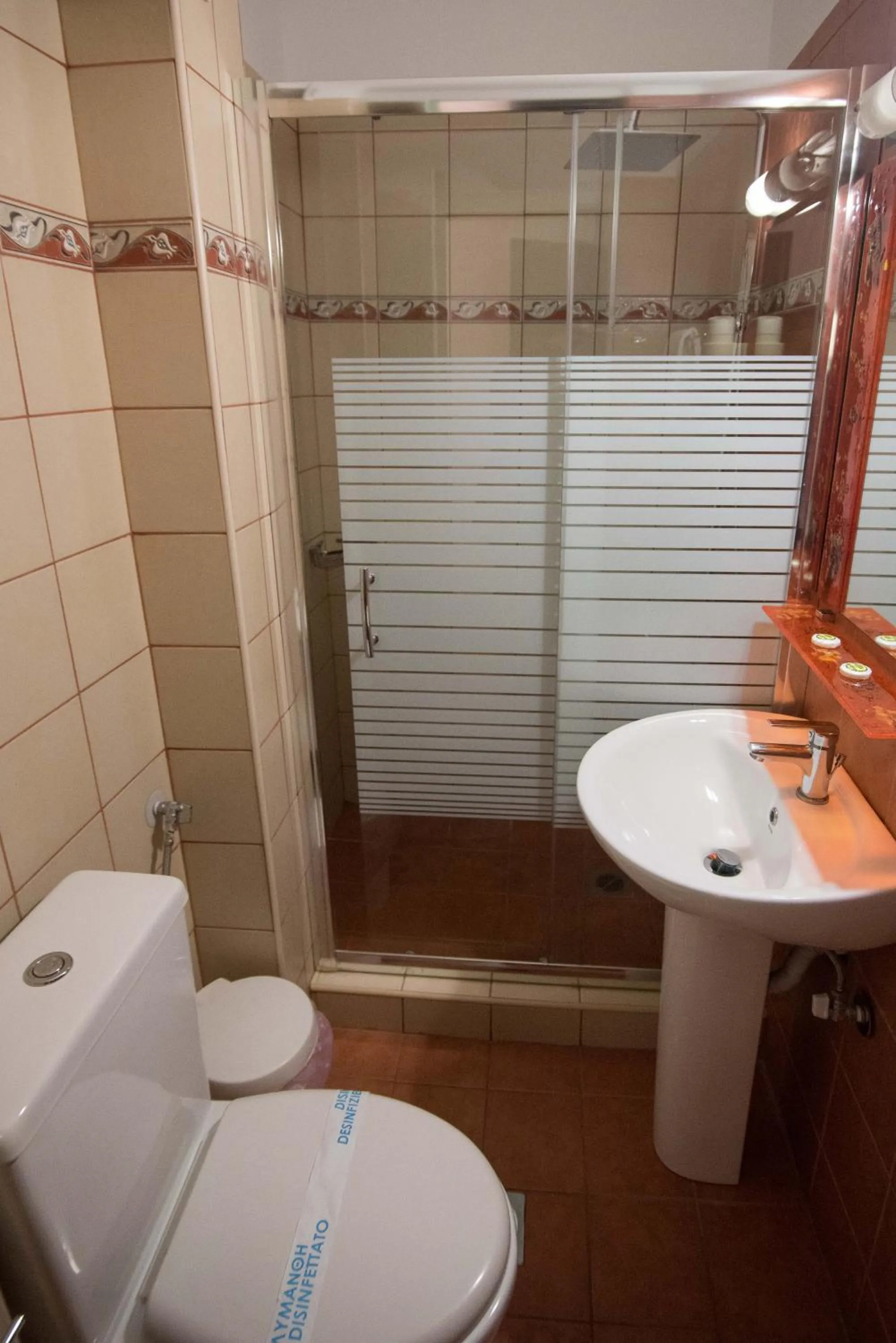 Bathroom in Krikonis Hotel