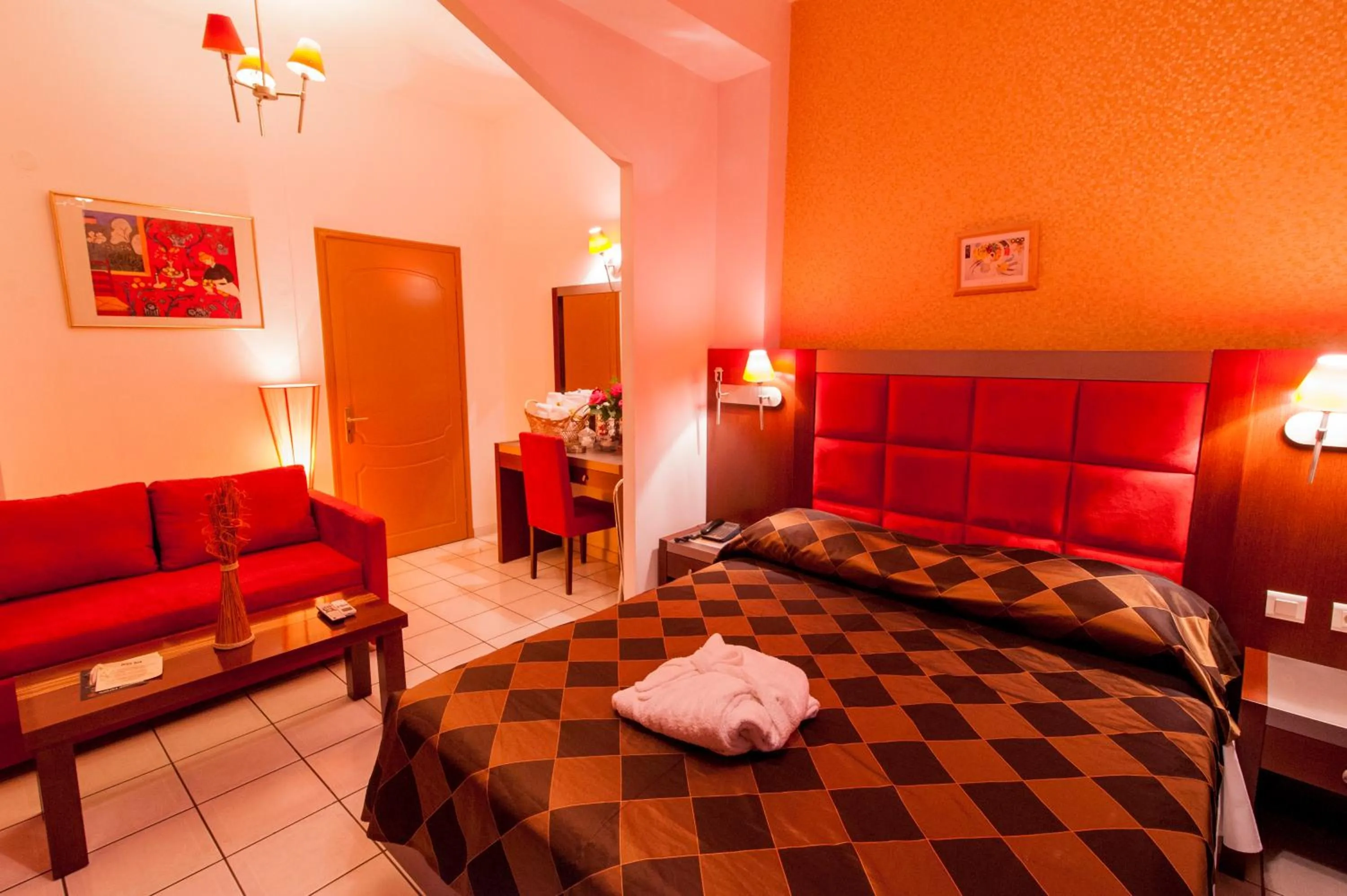 Bed in Krikonis Hotel