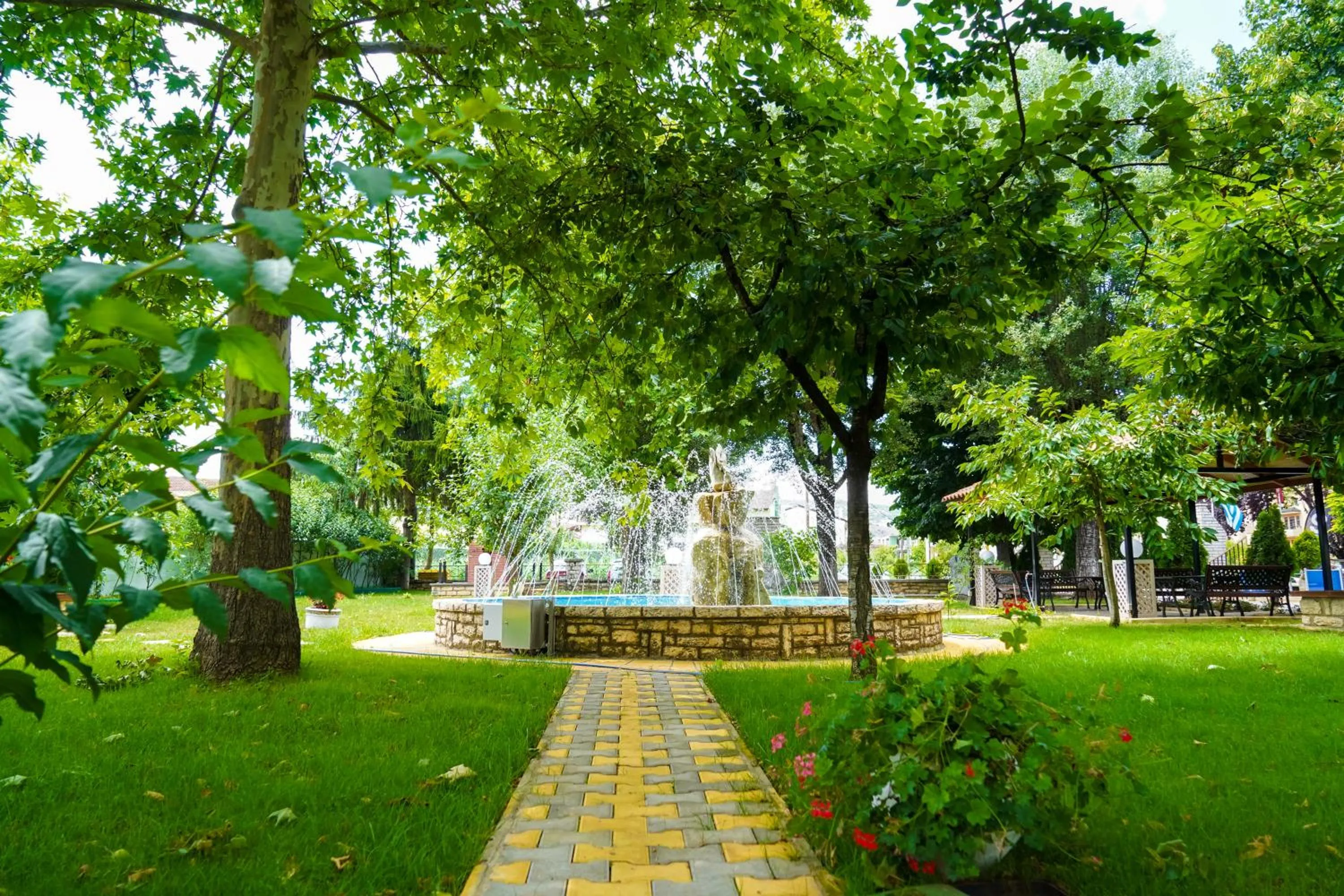 Patio in Krikonis Hotel