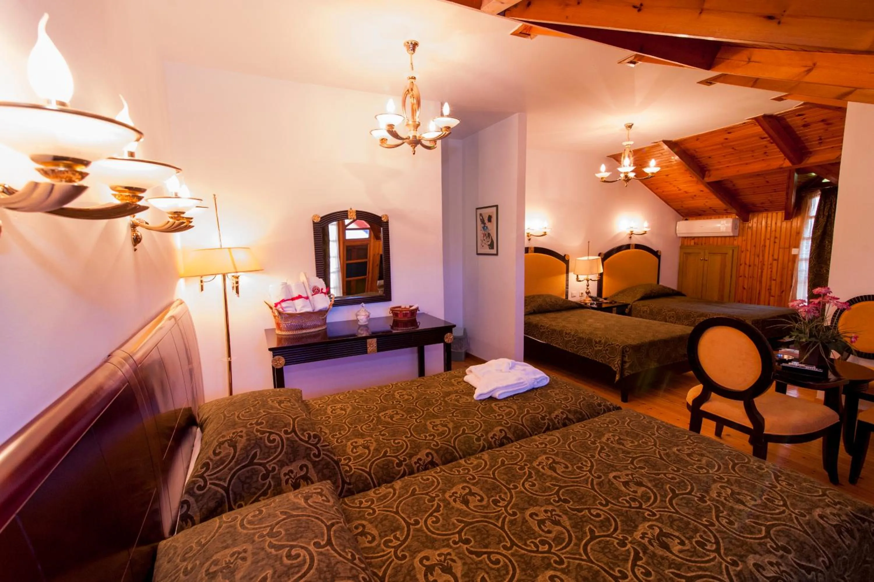 Photo of the whole room, Bed in Krikonis Hotel