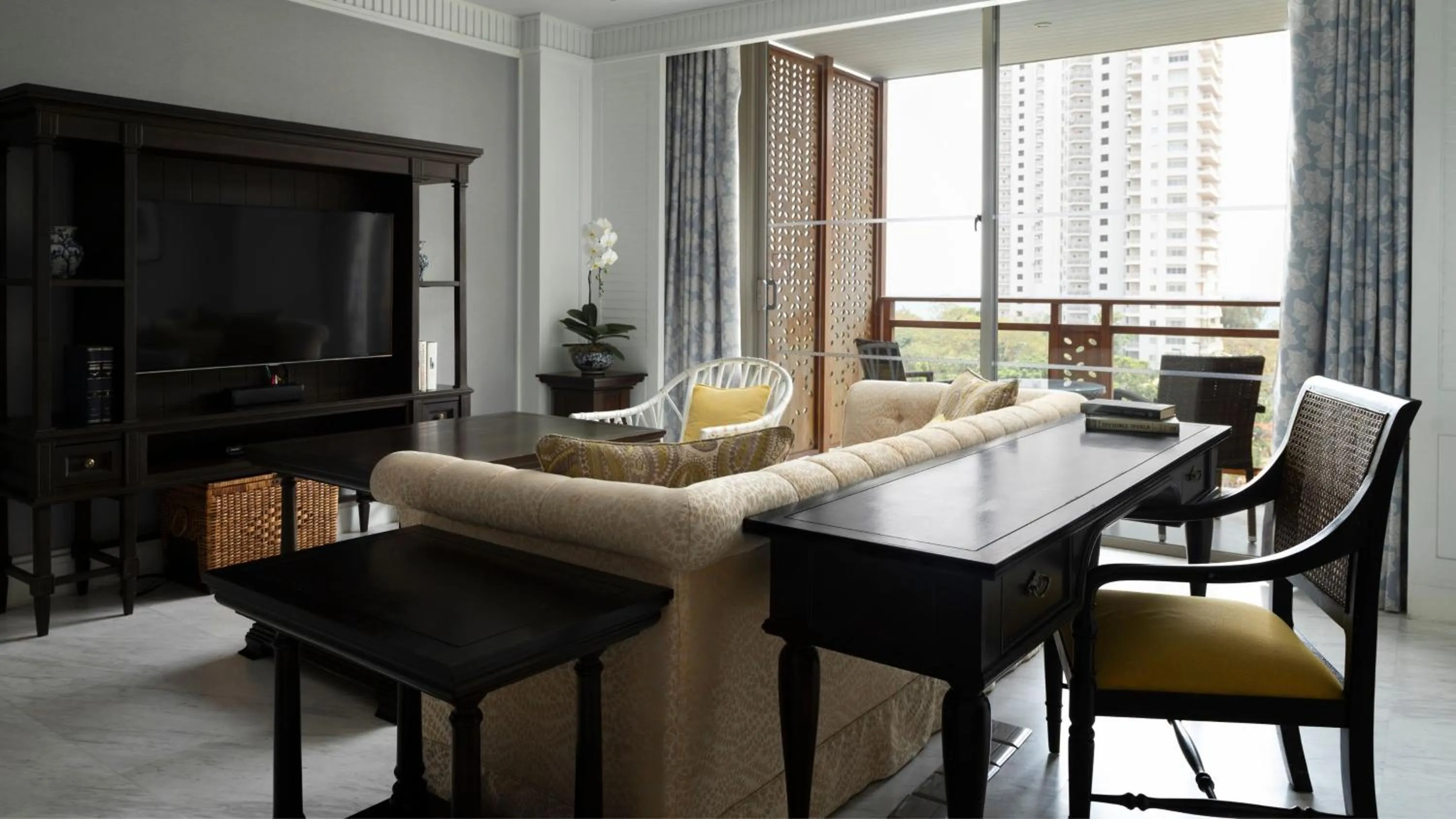 Living room in InterContinental Hua Hin Resort by IHG