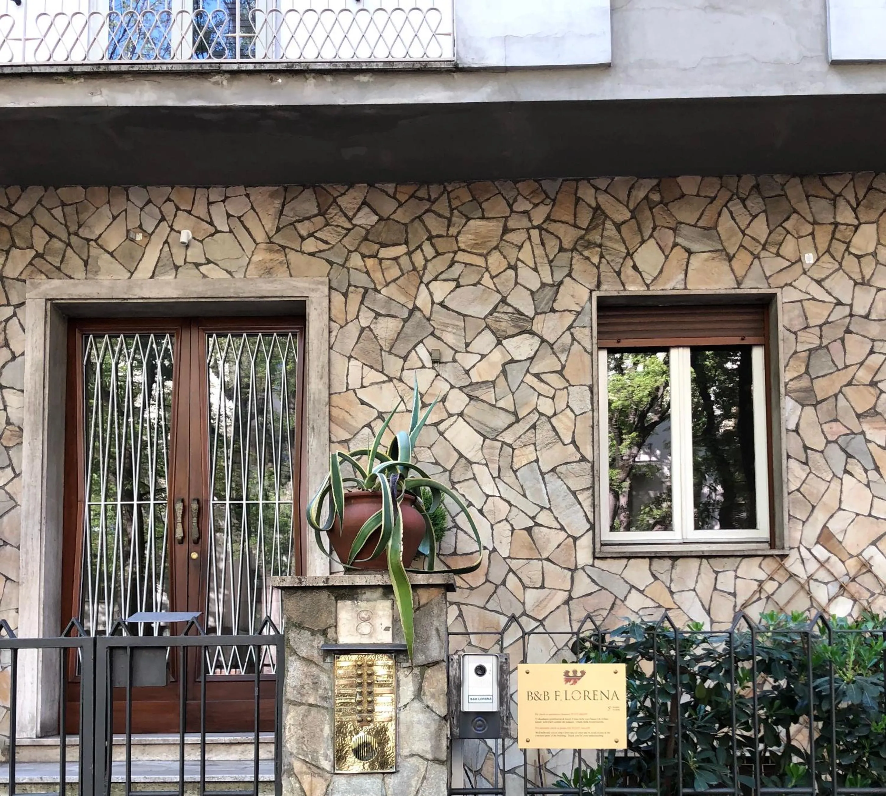 Property building in B&B Lorena Suites