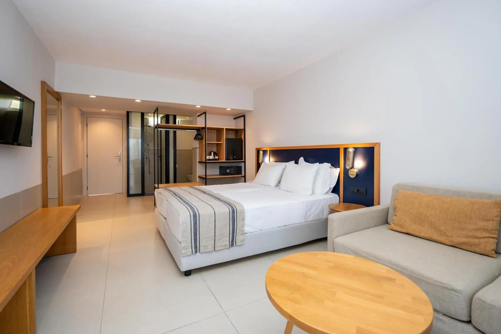 Photo of the whole room, Bed in Smy Kos Beach & Splash