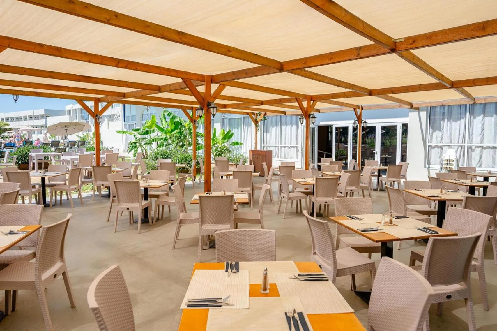 Restaurant/places to eat in Smy Kos Beach & Splash