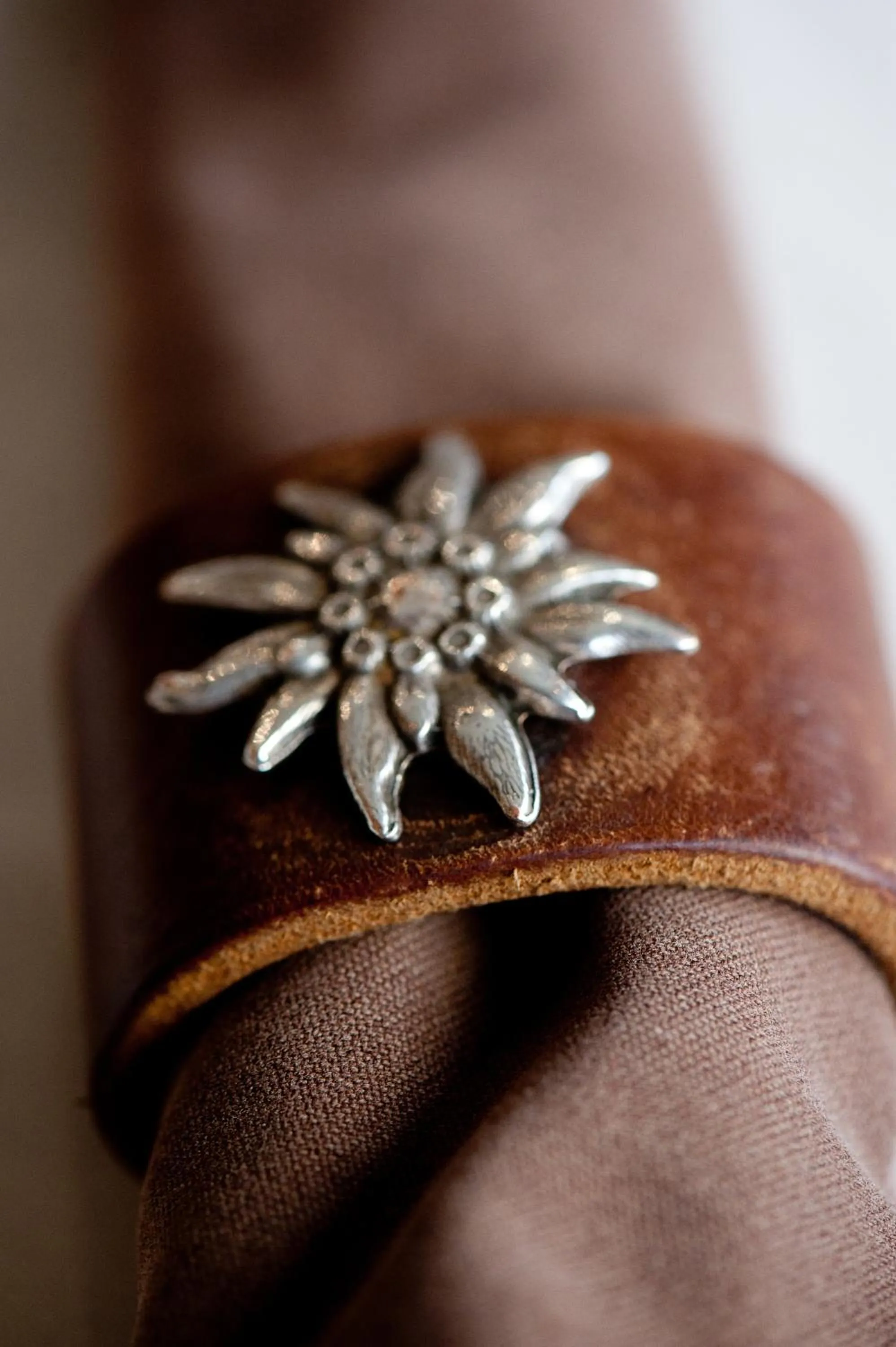 Decorative detail in Hotel Du Commerce