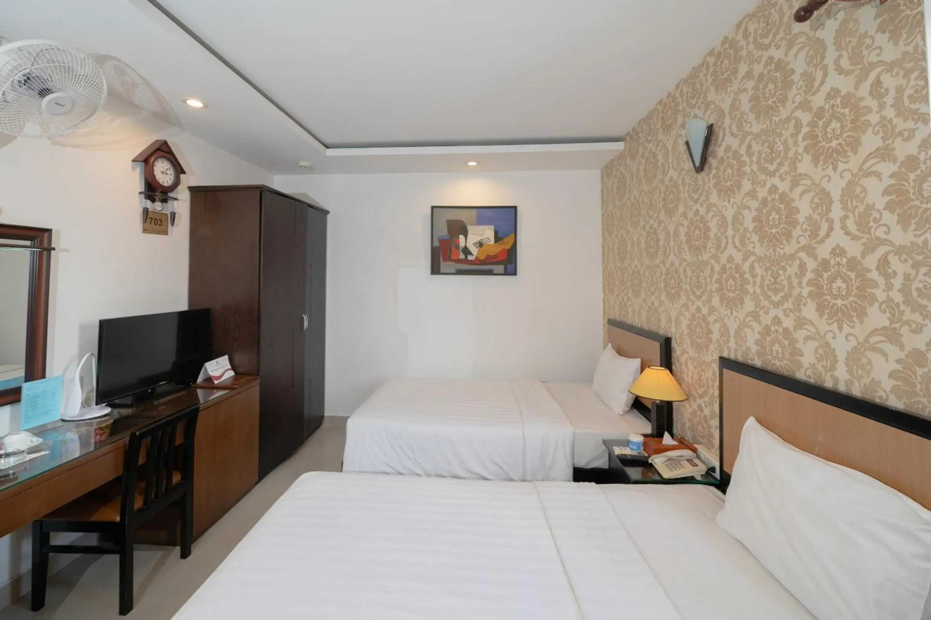 Deluxe Twin Room in A25 Hotel - 29 Bùi Thị Xuân Deluxe Twin Room in A25 Hotel - 29 Bùi Thị Xuân