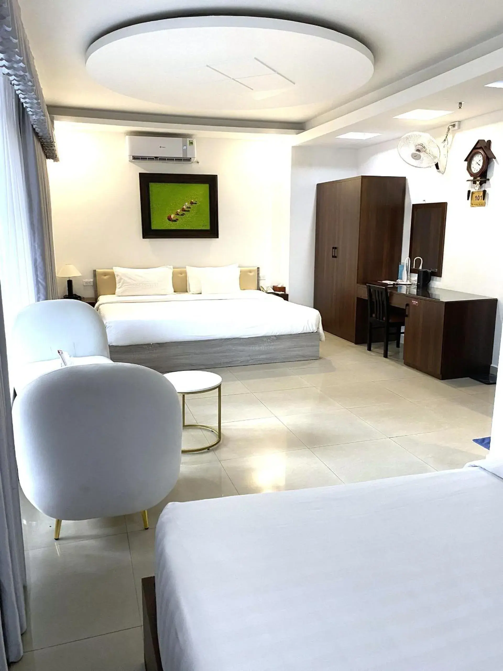 Deluxe Suite in A25 Hotel - 29 Bùi Thị Xuân Deluxe Suite in A25 Hotel - 29 Bùi Thị Xuân