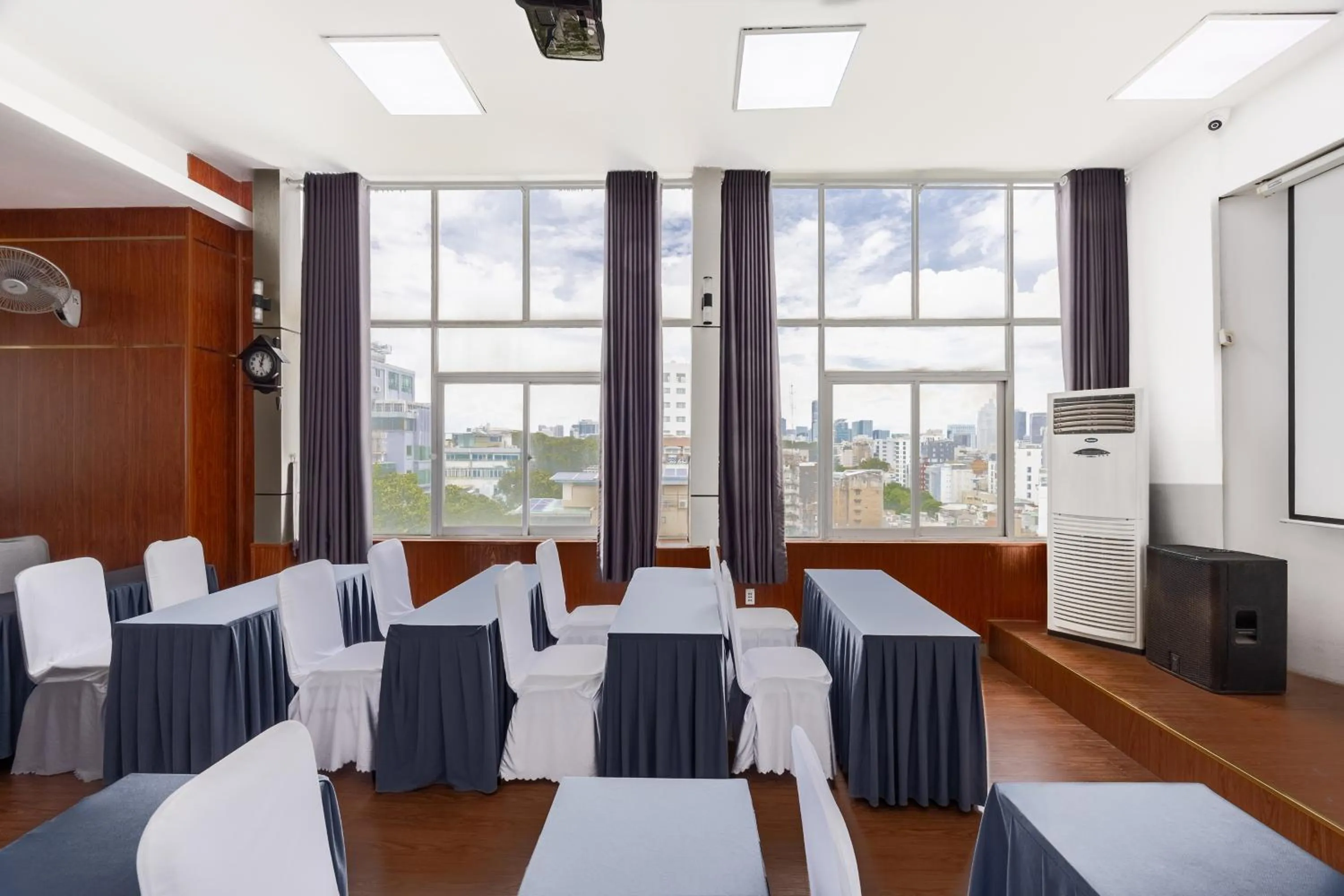 Meeting/conference room in A25 Hotel - 29 Bùi Thị Xuân