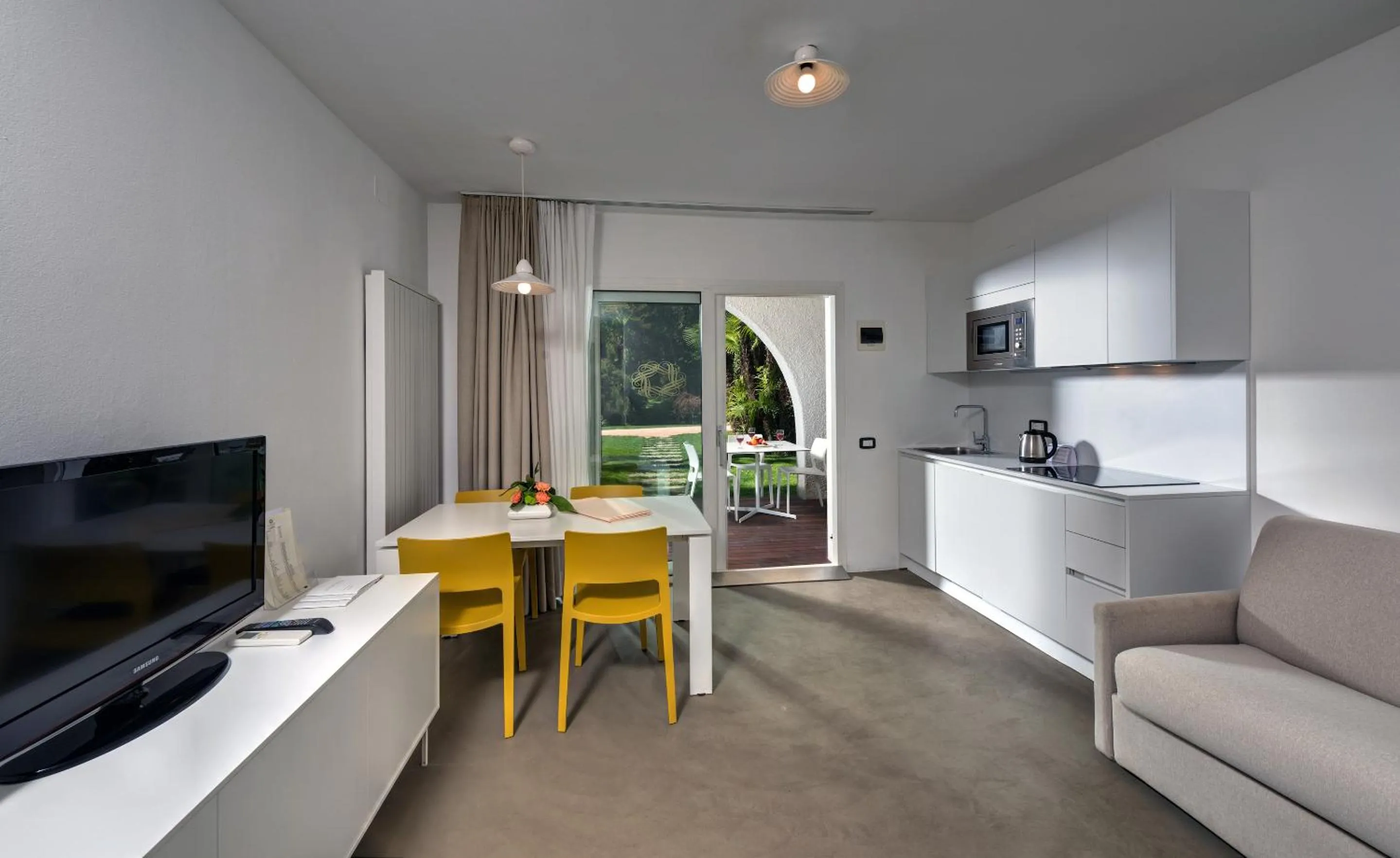 Kitchen or kitchenette in Du Lac Et Du Parc Grand Resort