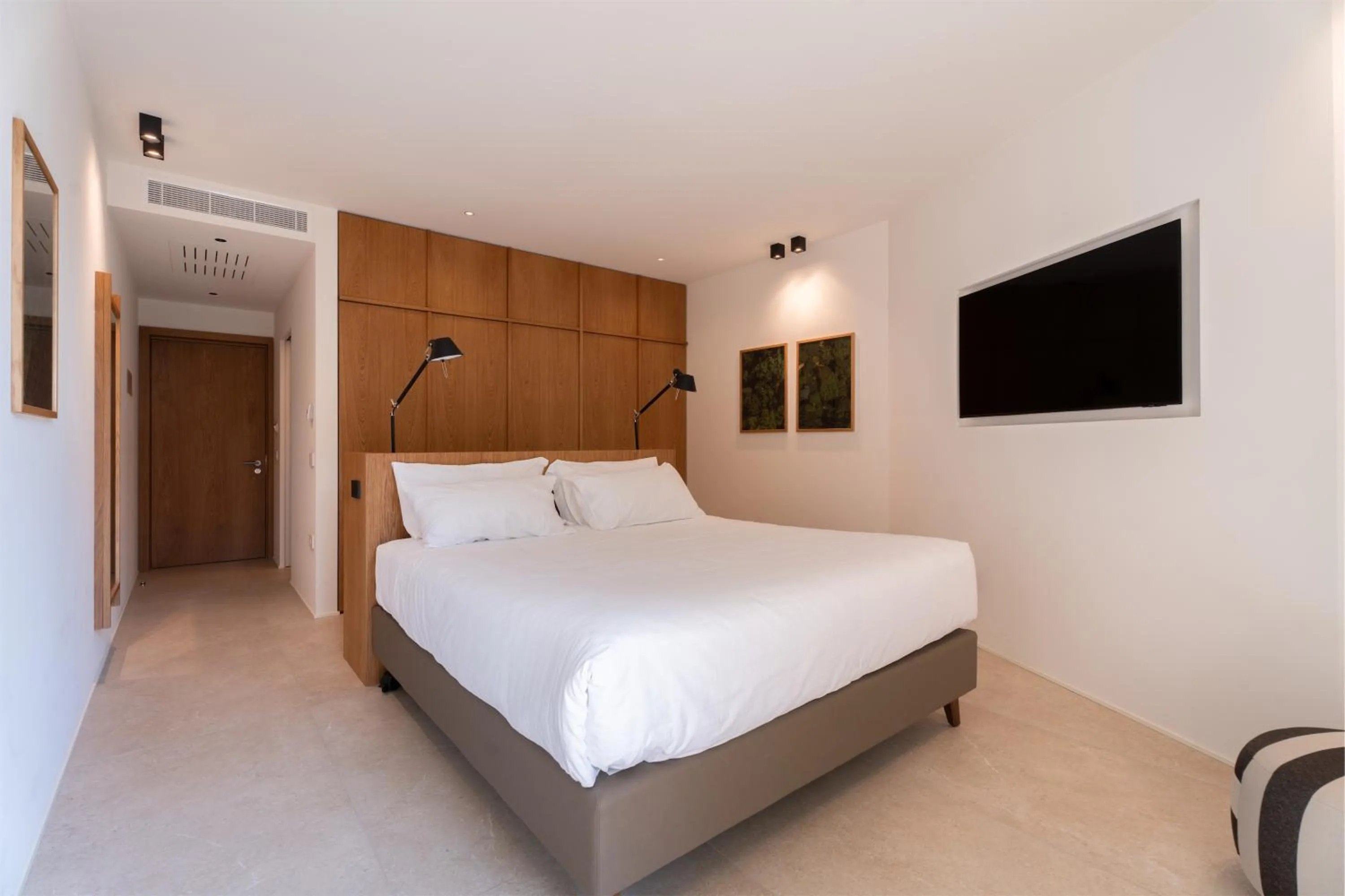 Bed in Du Lac Et Du Parc Grand Resort