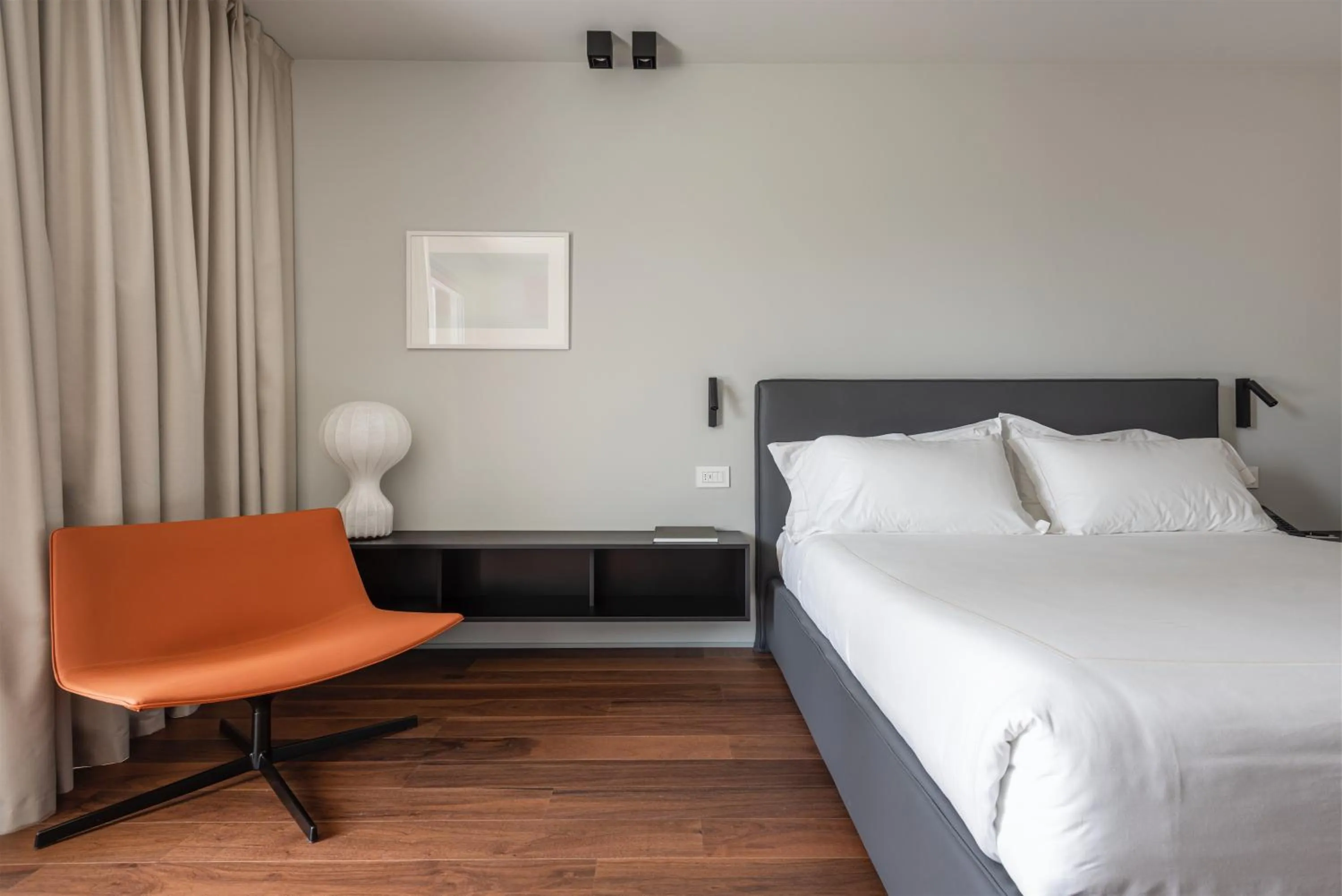 Bedroom, Bed in Du Lac Et Du Parc Grand Resort