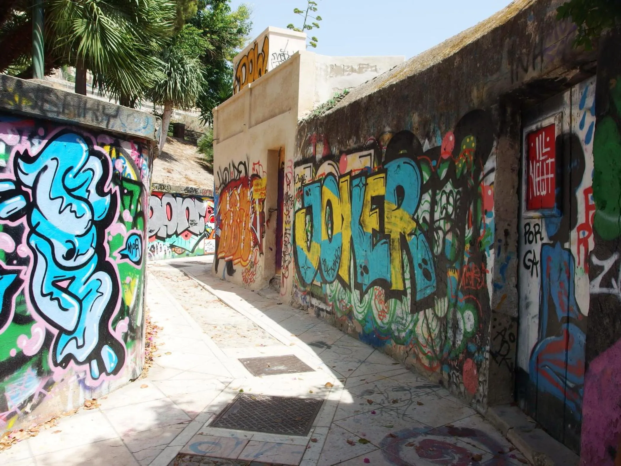 Nearby landmark in I Love Art