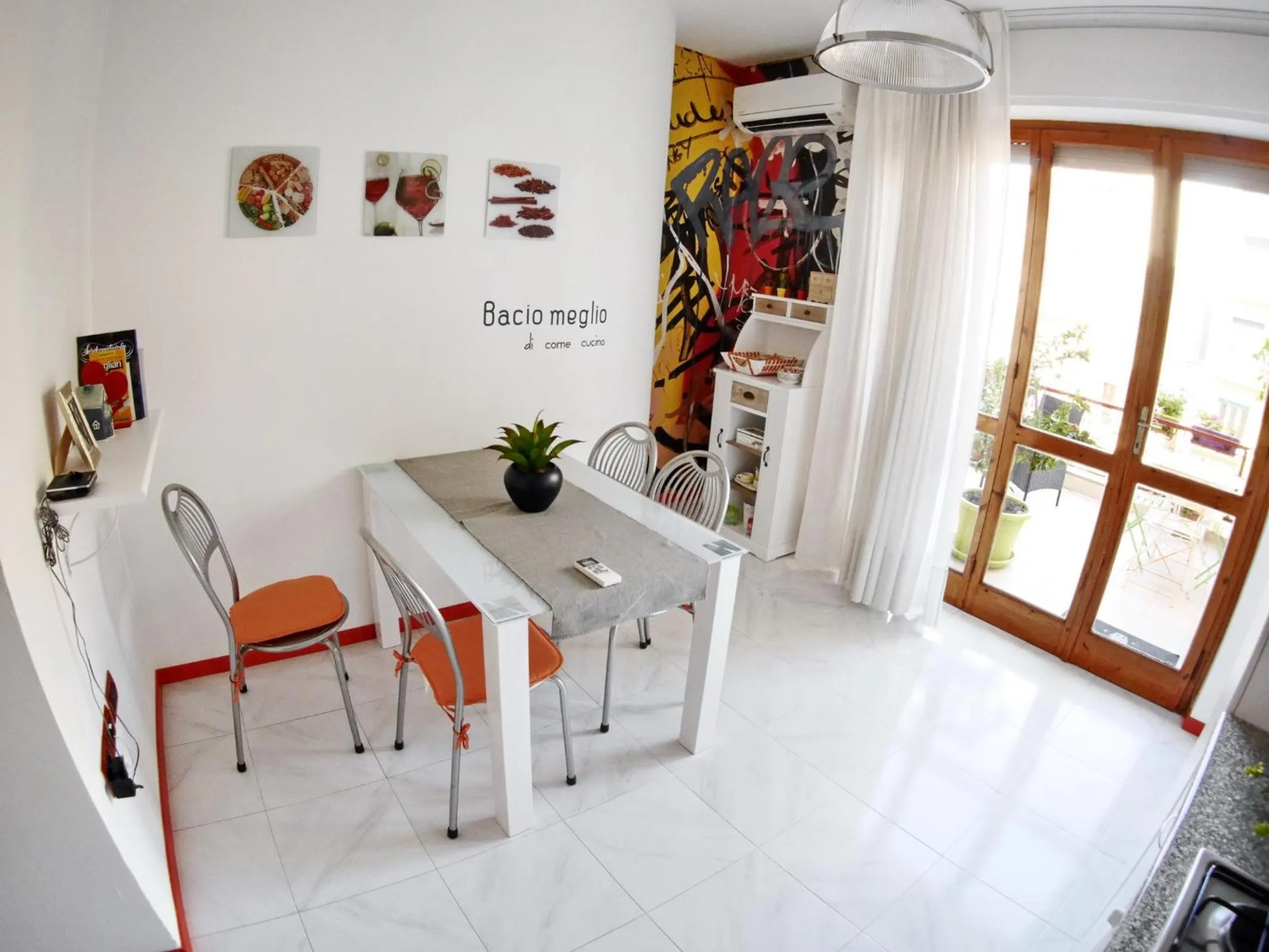 Communal lounge/ TV room in I Love Art