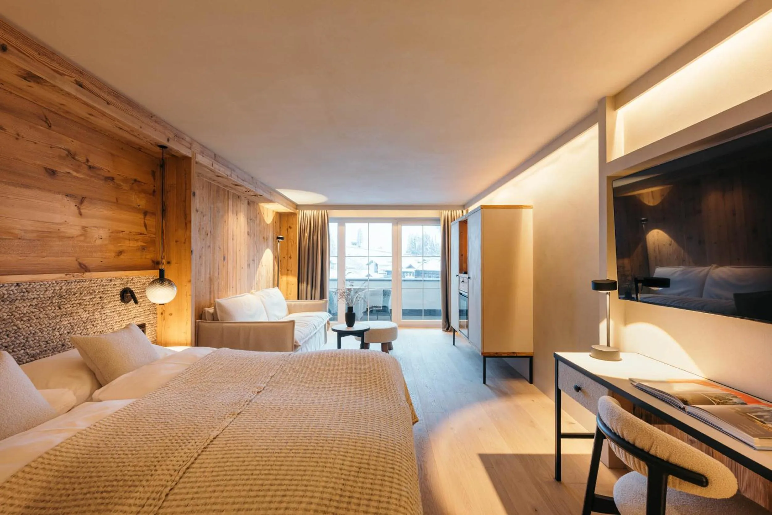 Photo of the whole room, Bed in Premium Activehotel Bergkönig