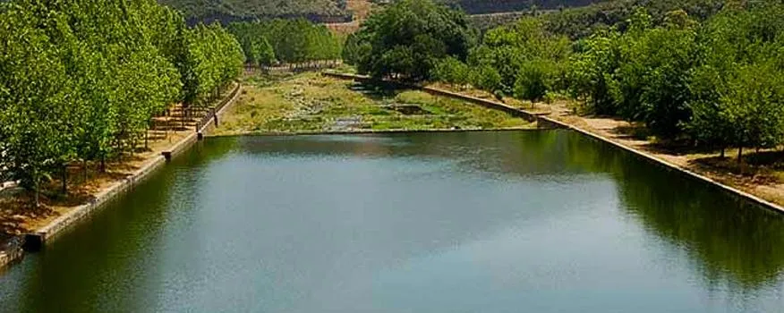Swimming pool in Hotel Rural Los Angeles en Las Hurdes