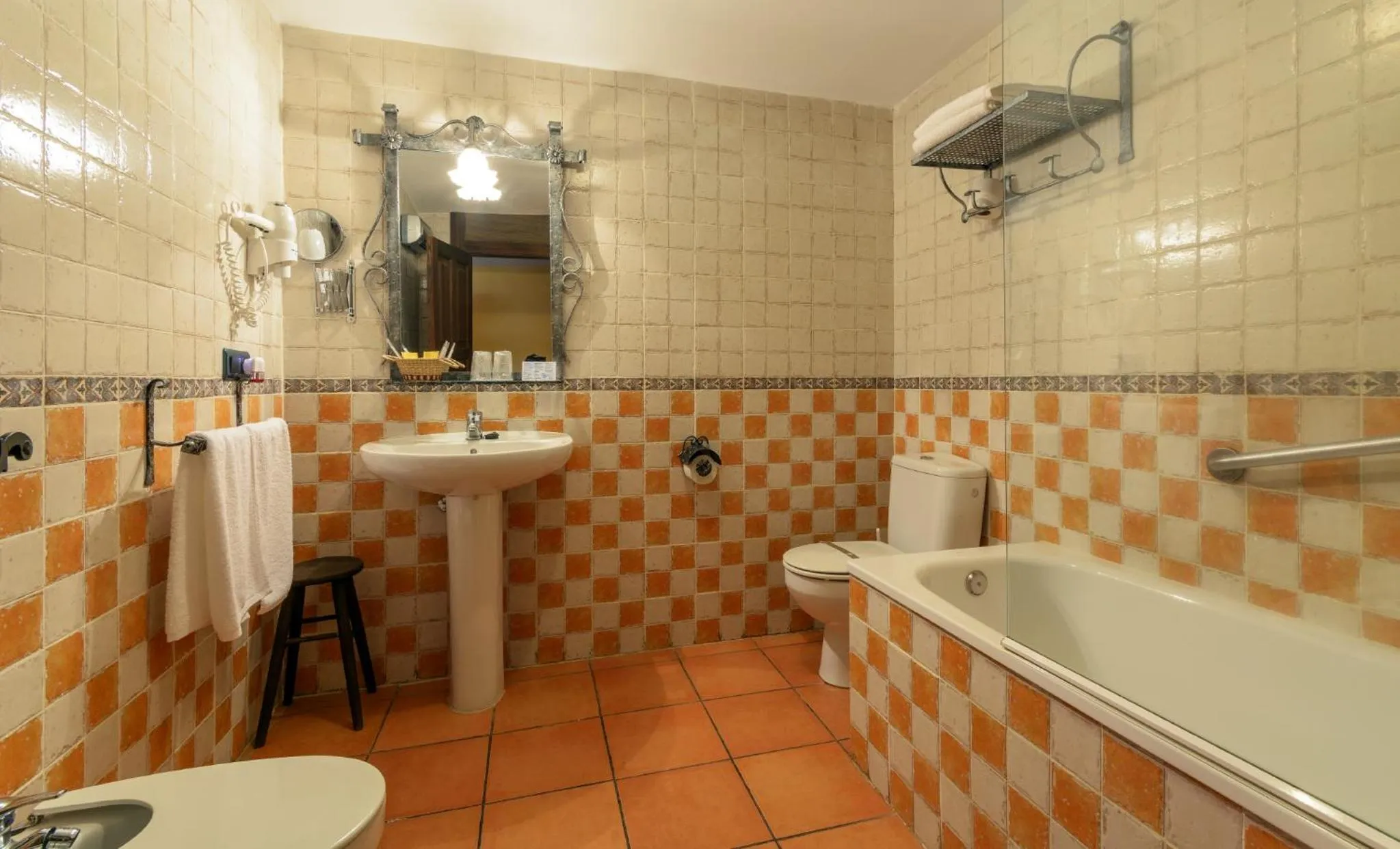 Bathroom in Hotel Rural Los Angeles en Las Hurdes