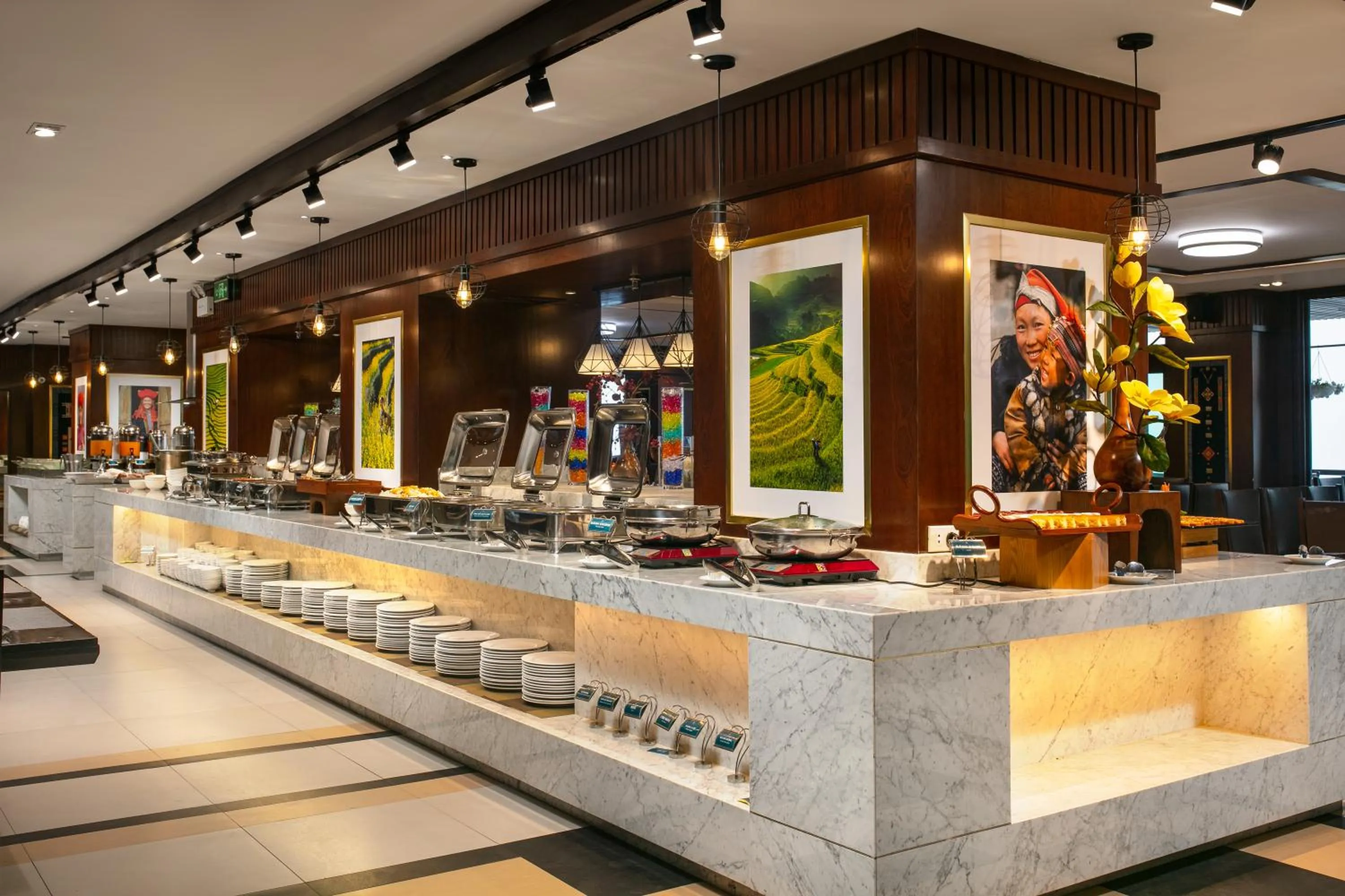 Buffet breakfast in Bamboo Sapa Hotel