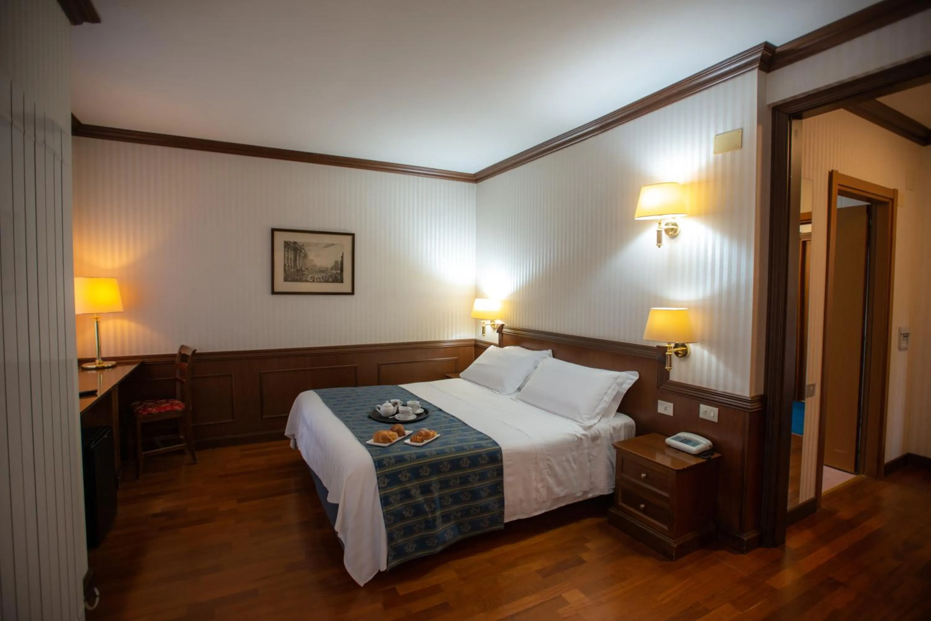 Bedroom, Bed in Hotel Corona & Spa