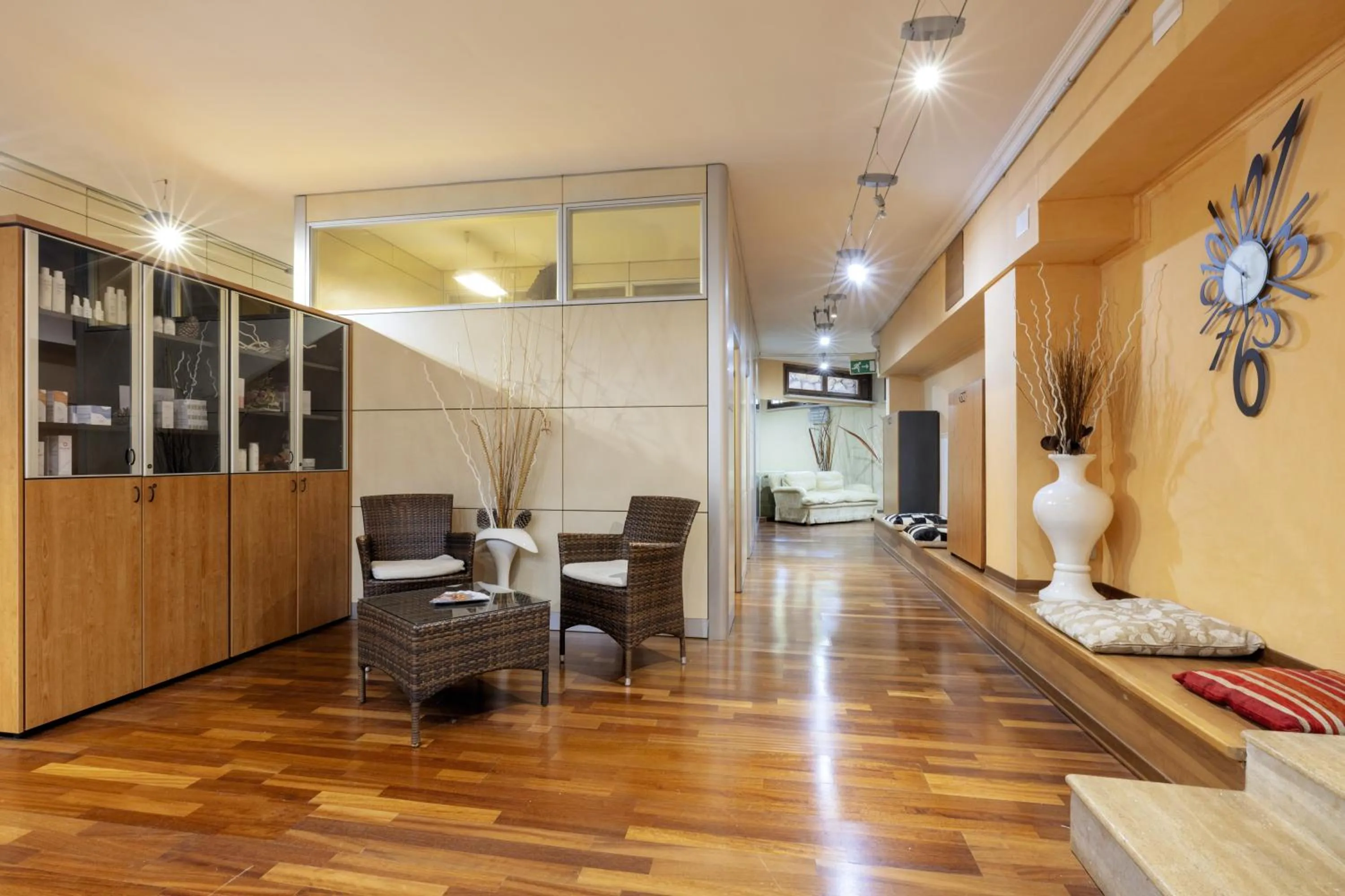 Spa and wellness centre/facilities in Hotel Corona & Spa