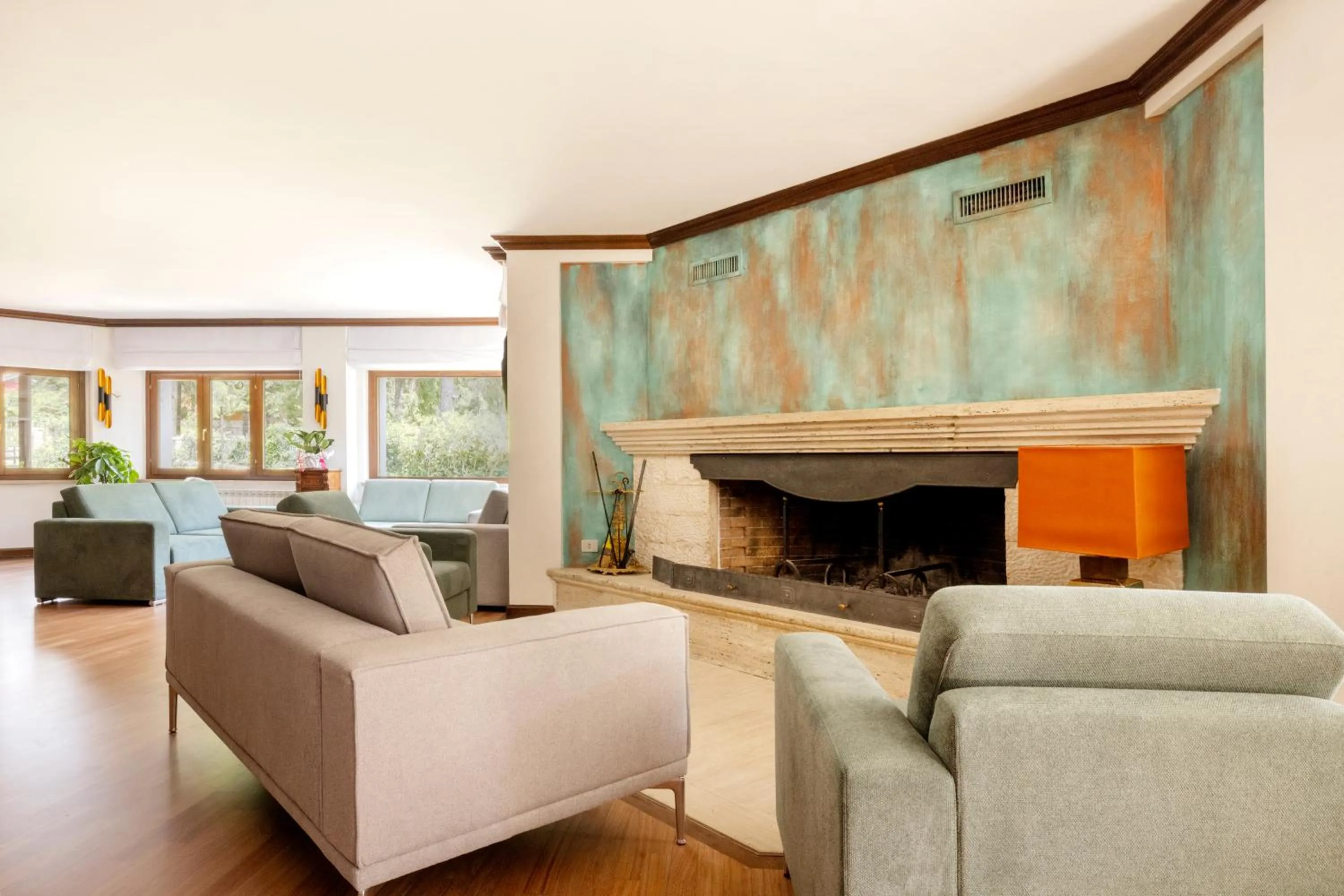 Lounge or bar in Hotel Corona & Spa