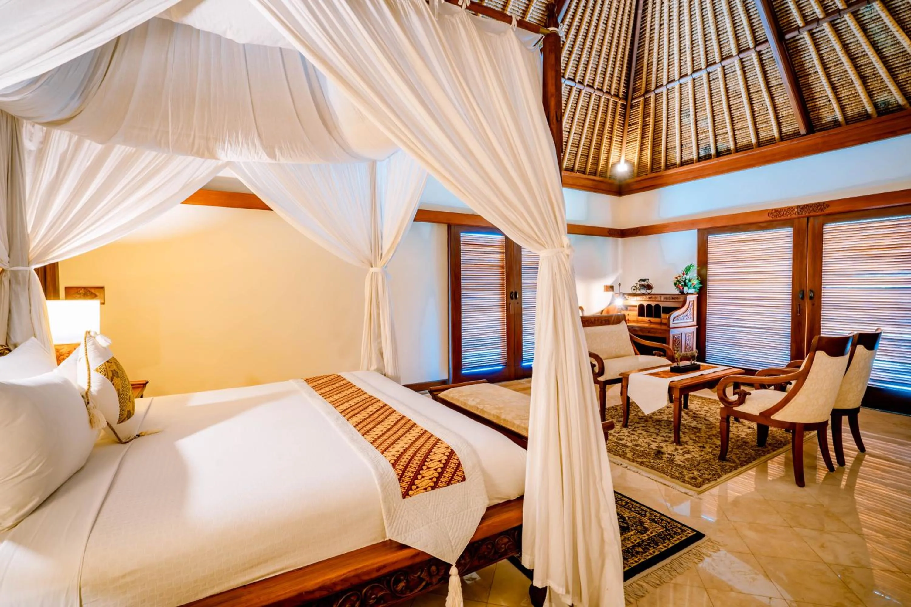 Bed in Puri Wulandari A Boutique Resort & Spa