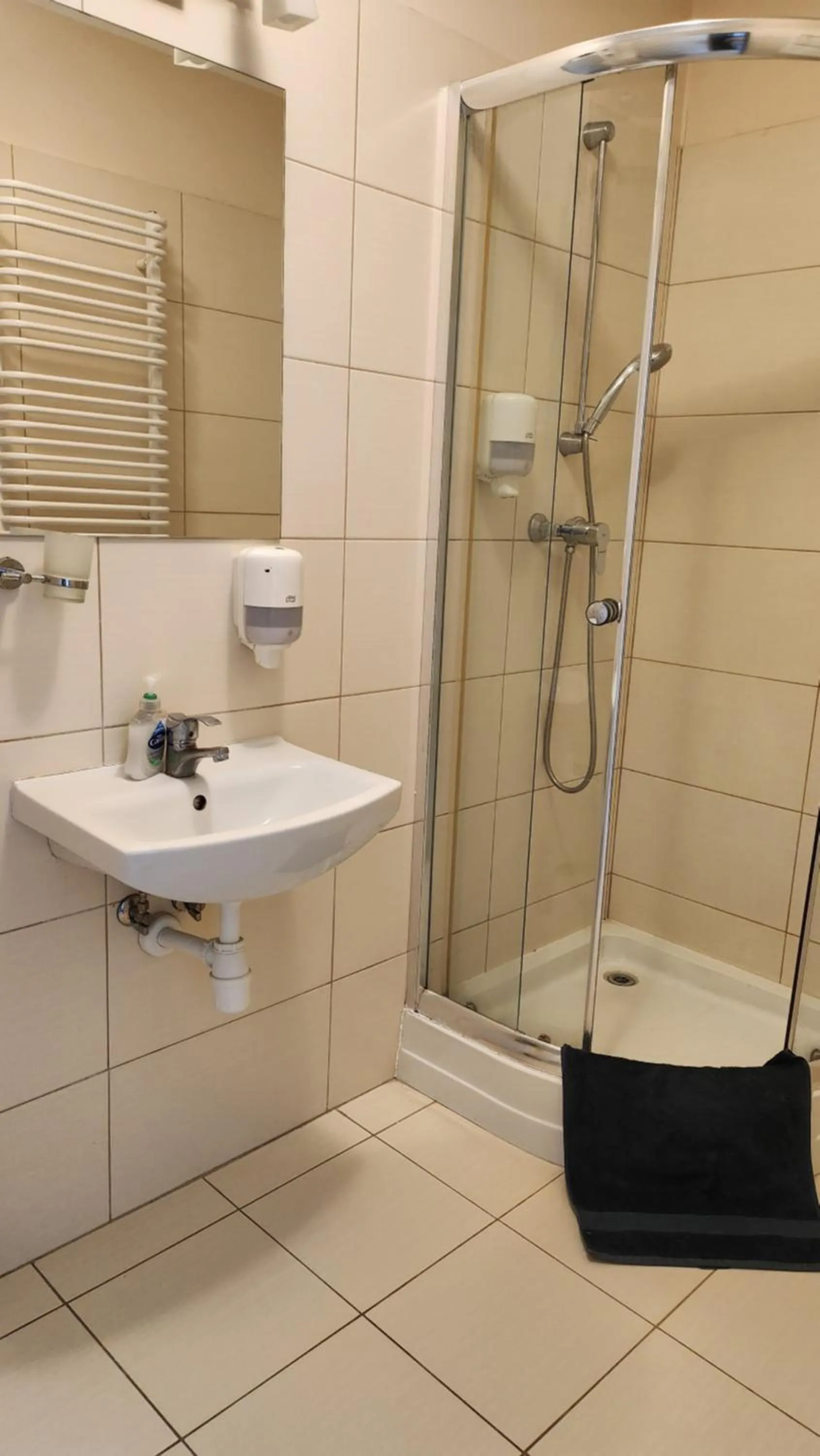 Shower in Villa Pallas