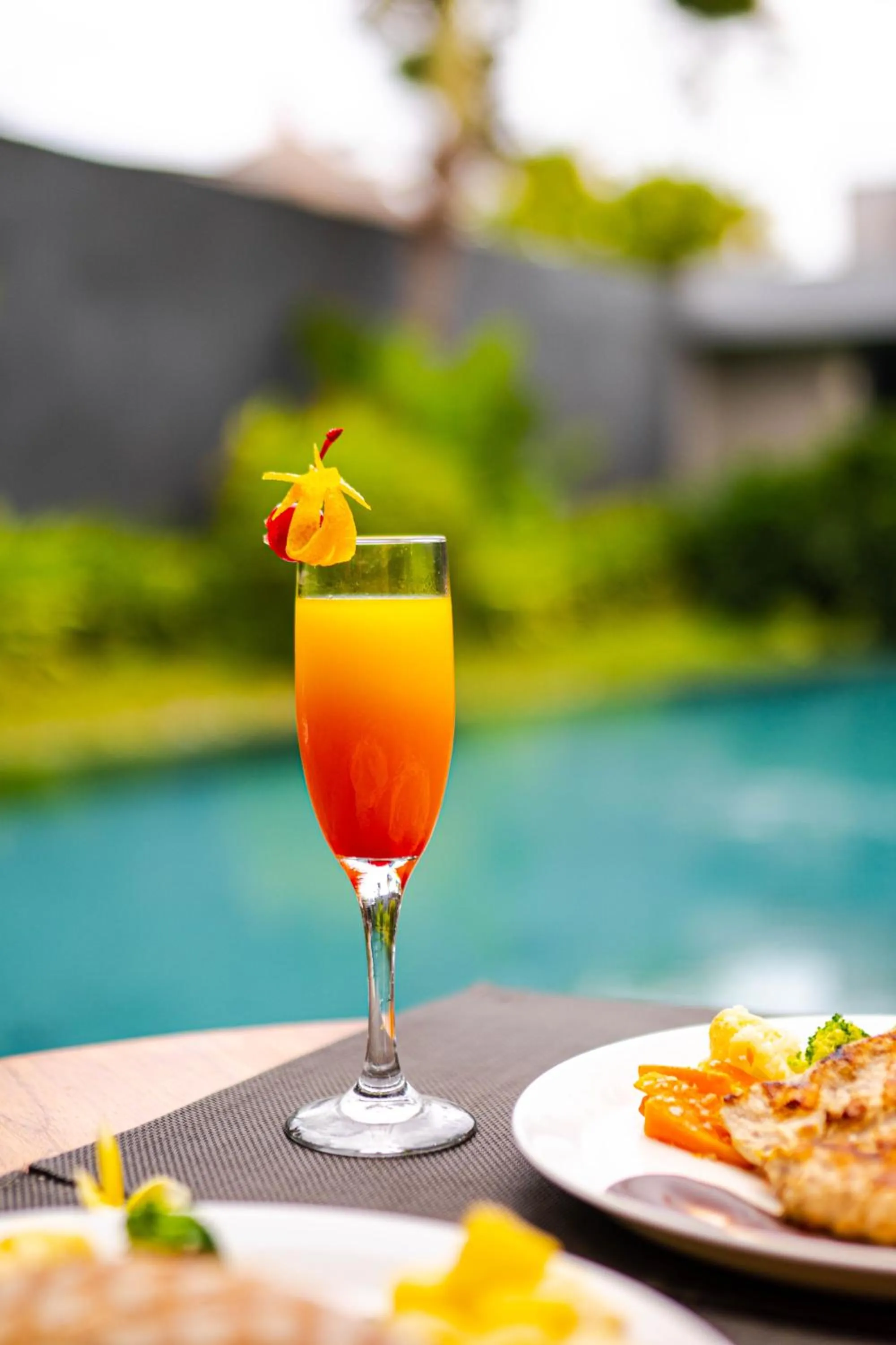 Drinks in Ziva a Boutique Villa