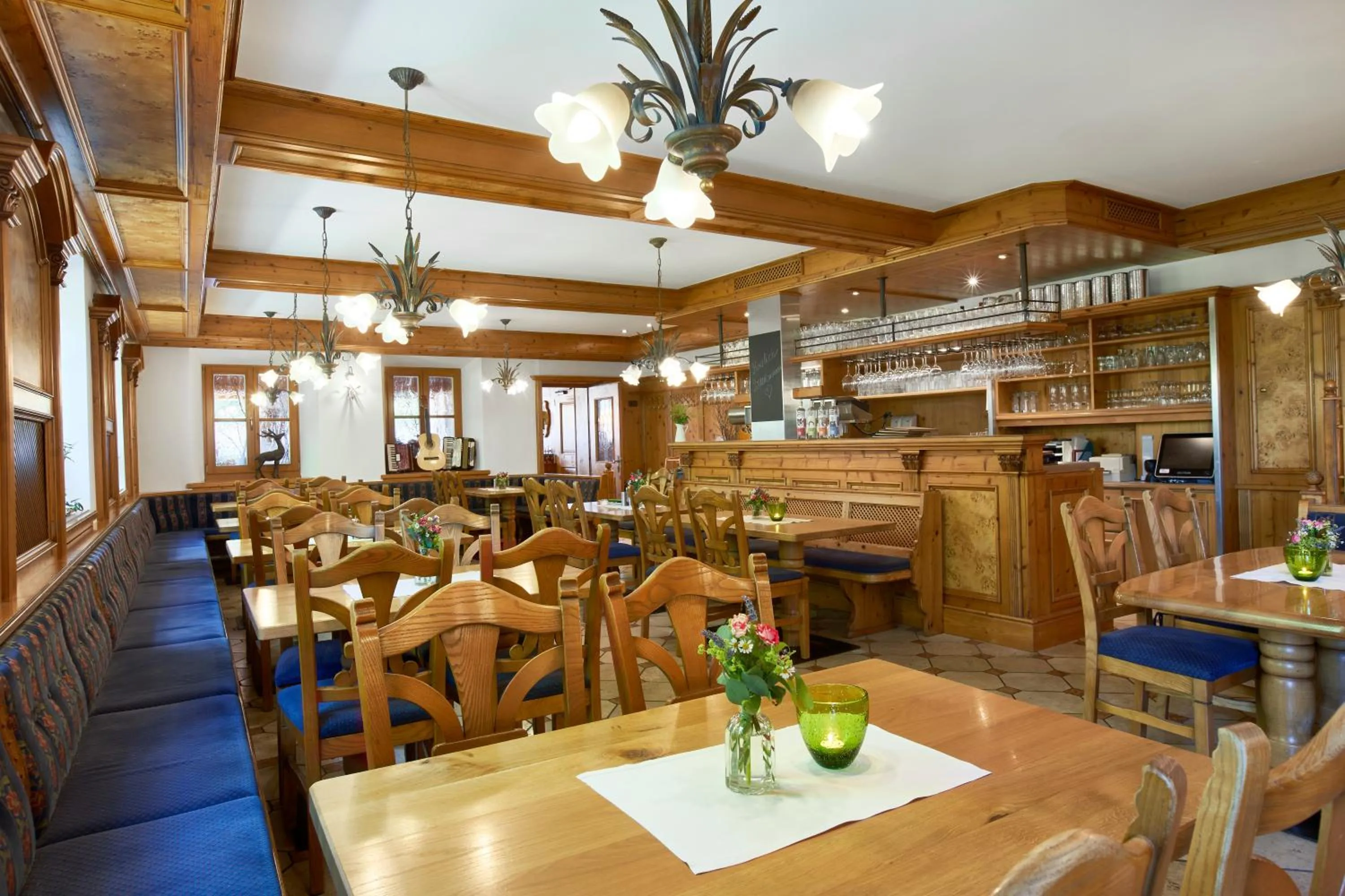 Restaurant/places to eat in Gasthof Schwarz