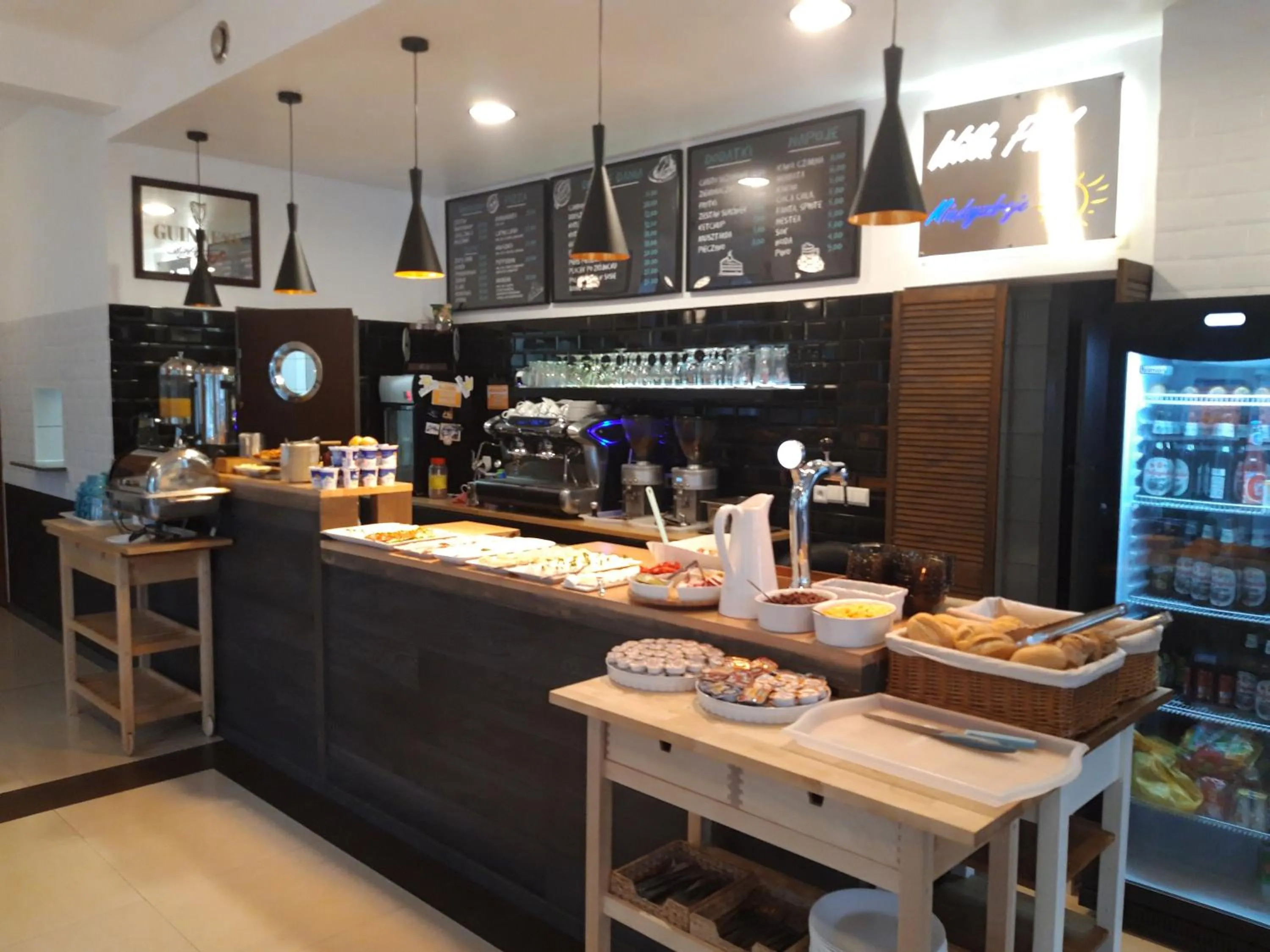 Restaurant/places to eat in Willa Park Międzyzdroje