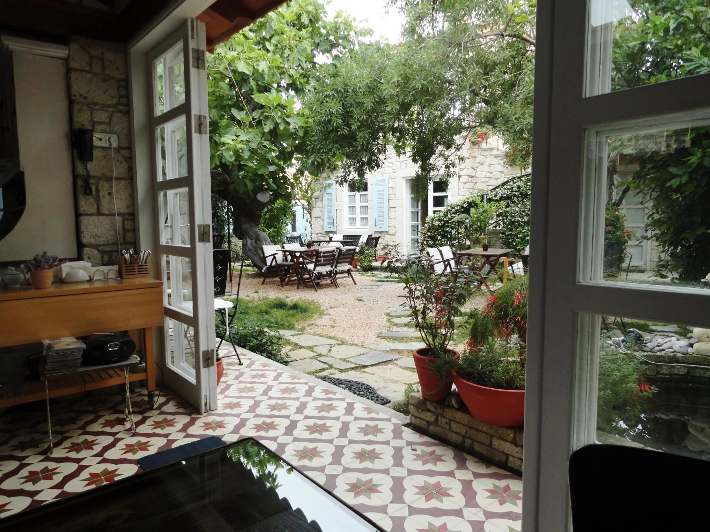 Communal kitchen in Incirliev - Special Category