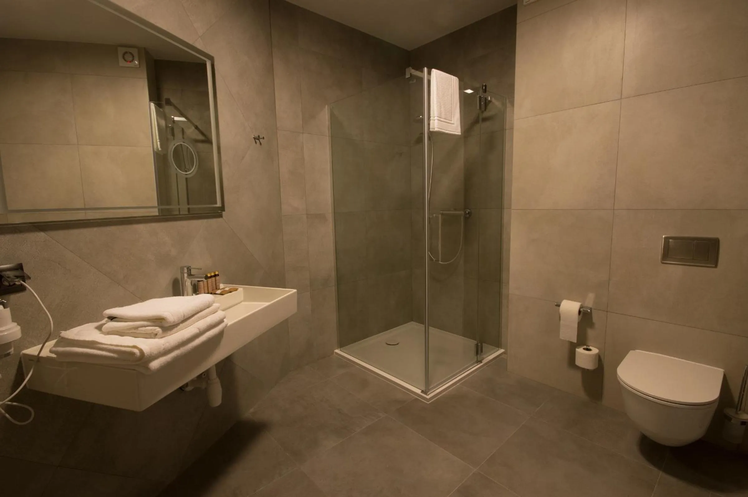 Shower in Rezydencja Sosnowa Luxury Hotel