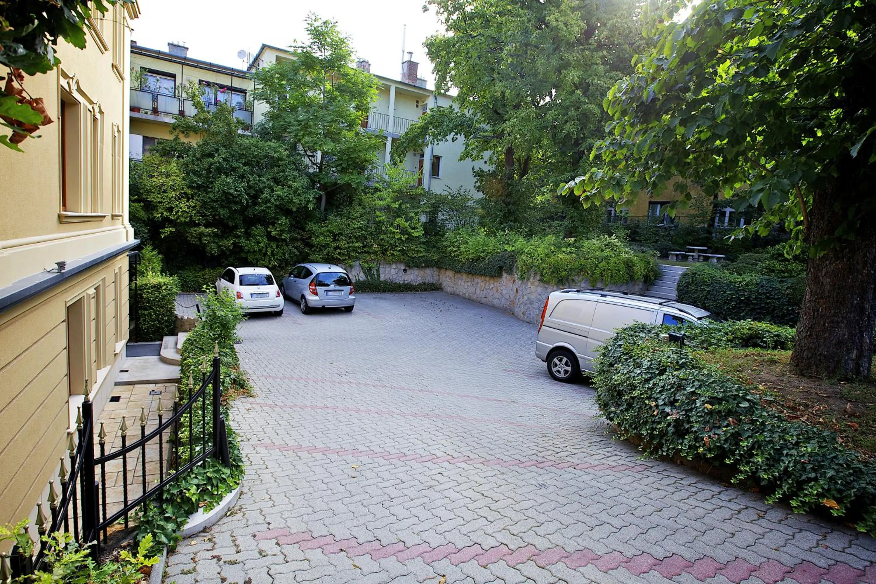 Parking in Gold Apartments