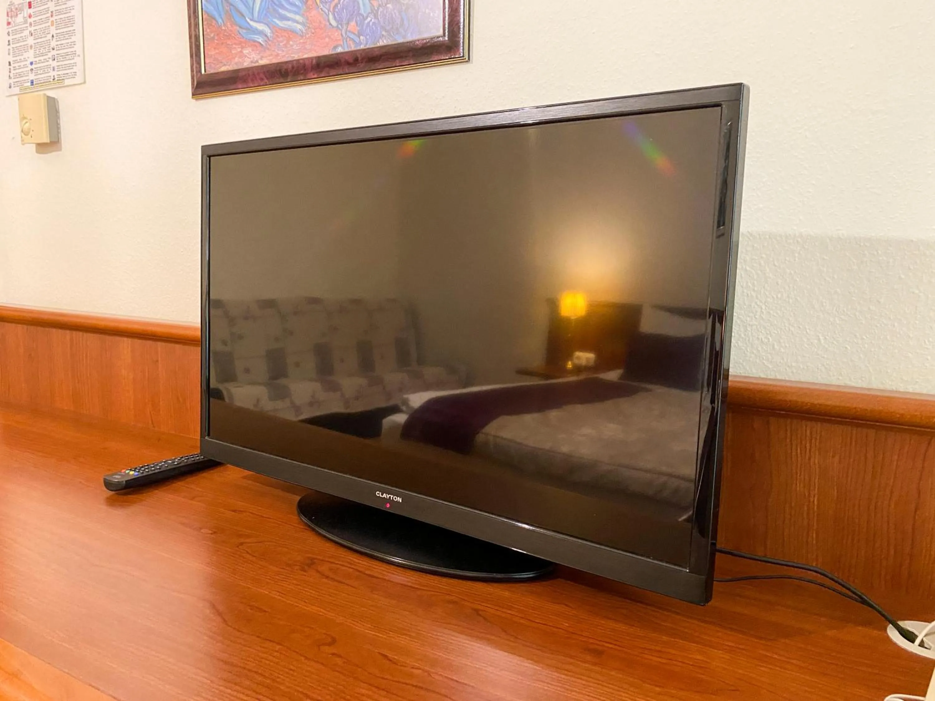 TV and multimedia, Bed in Gold Apartments