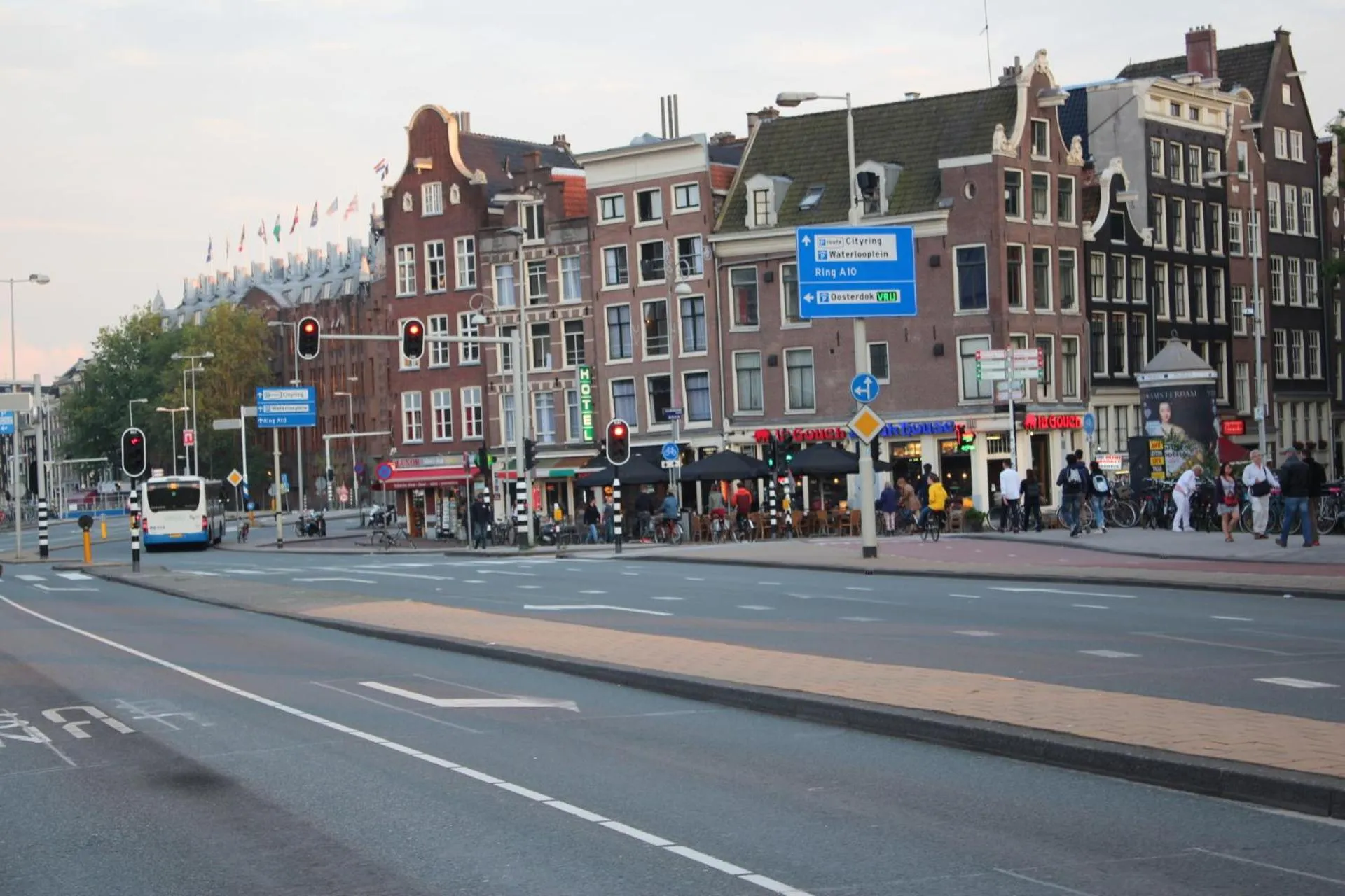 Property building in Hotel Restaurant Old Bridge