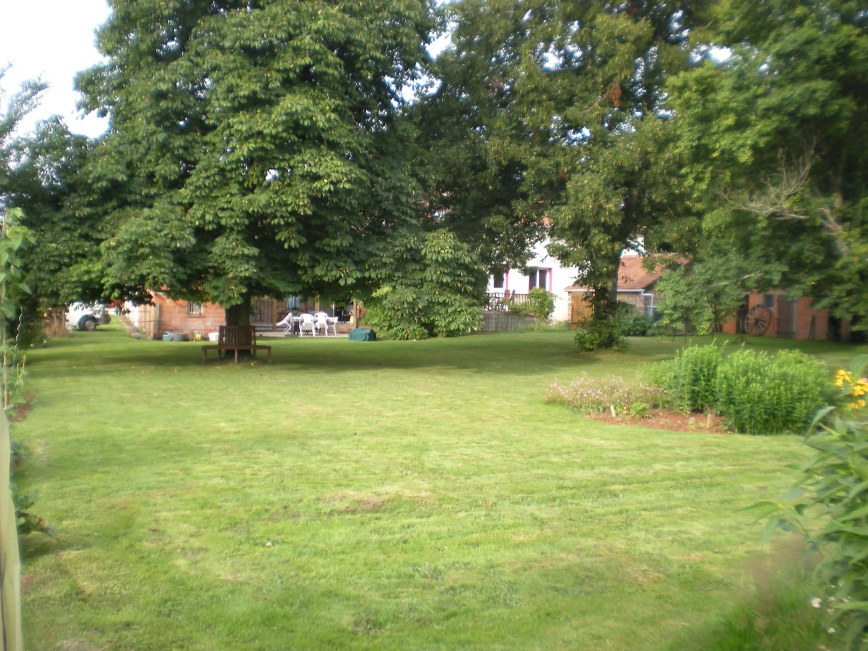 Property building in Le Chene Vert