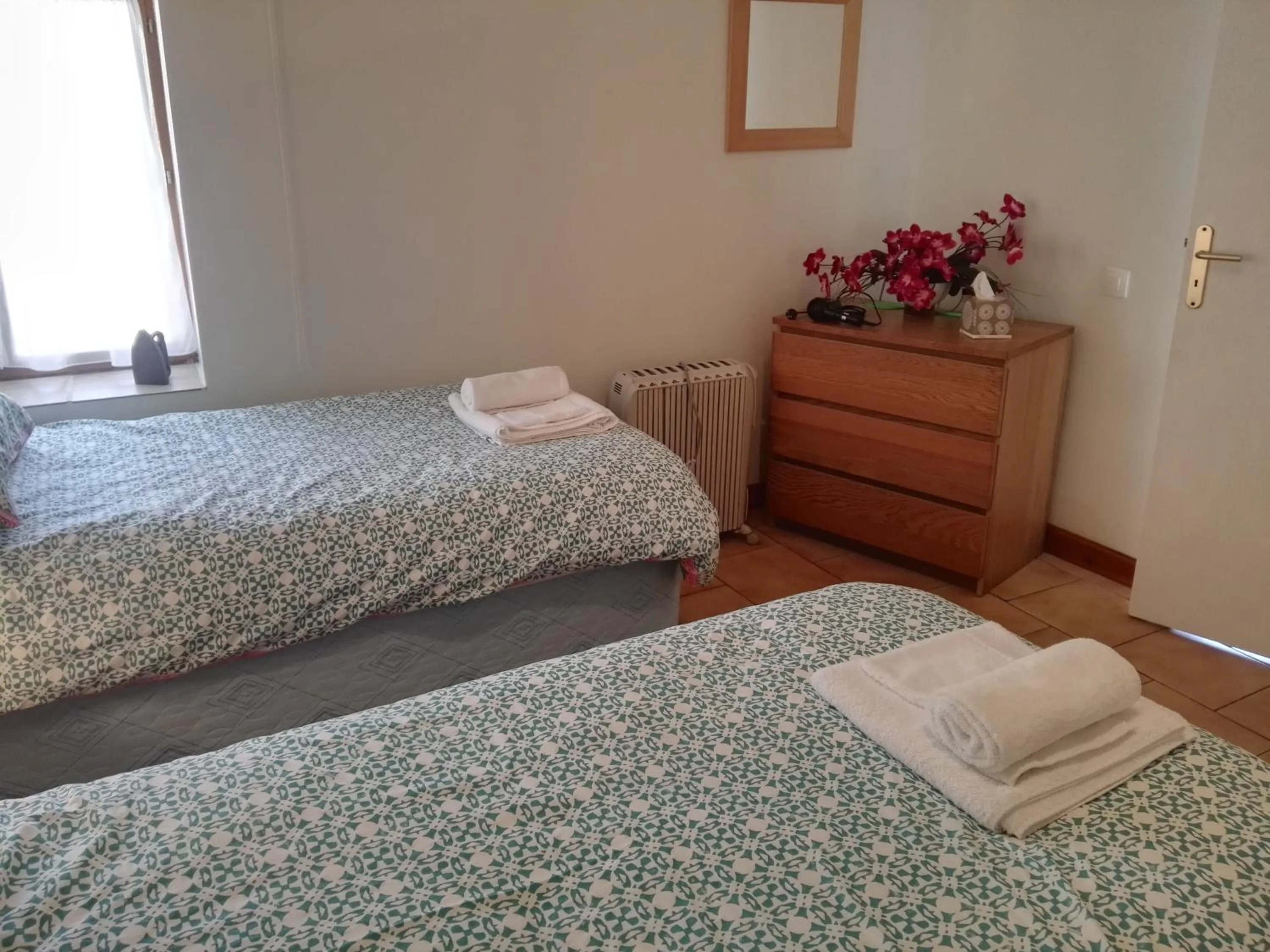 Photo of the whole room in Le Chene Vert