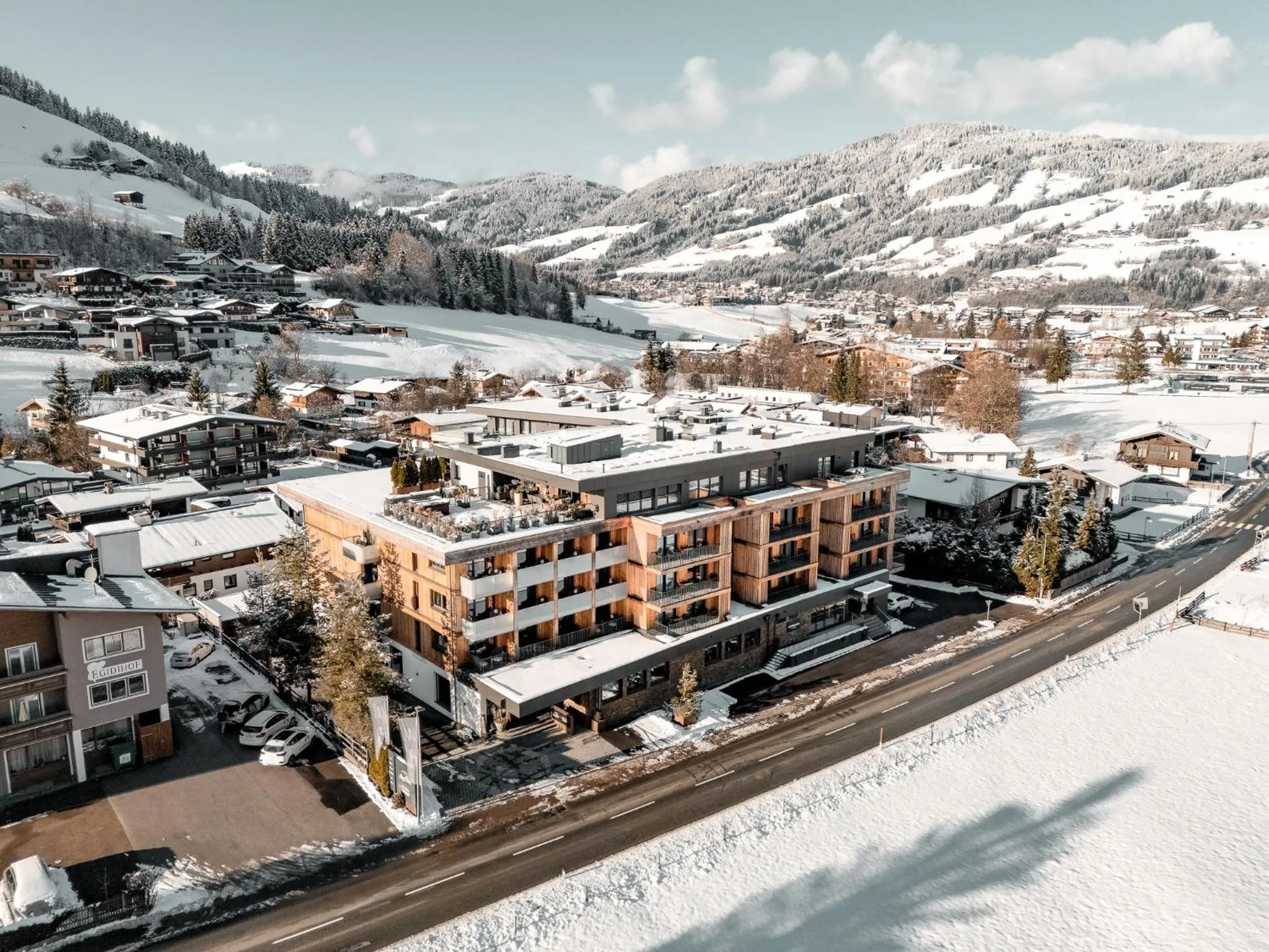 Property building in AlpenParks Hotel & Apartment Taxacher