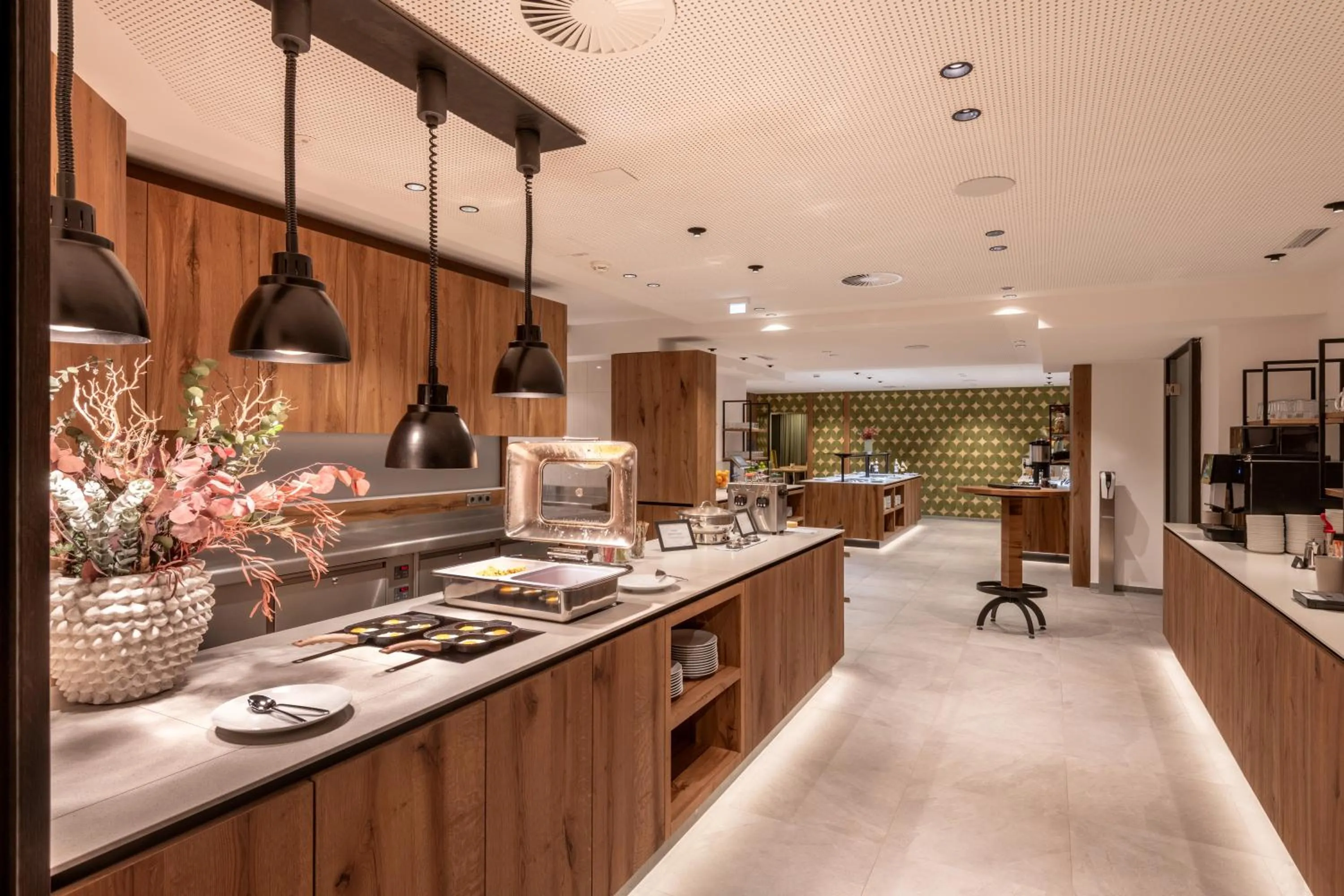 Buffet breakfast in AlpenParks Hotel & Apartment Taxacher