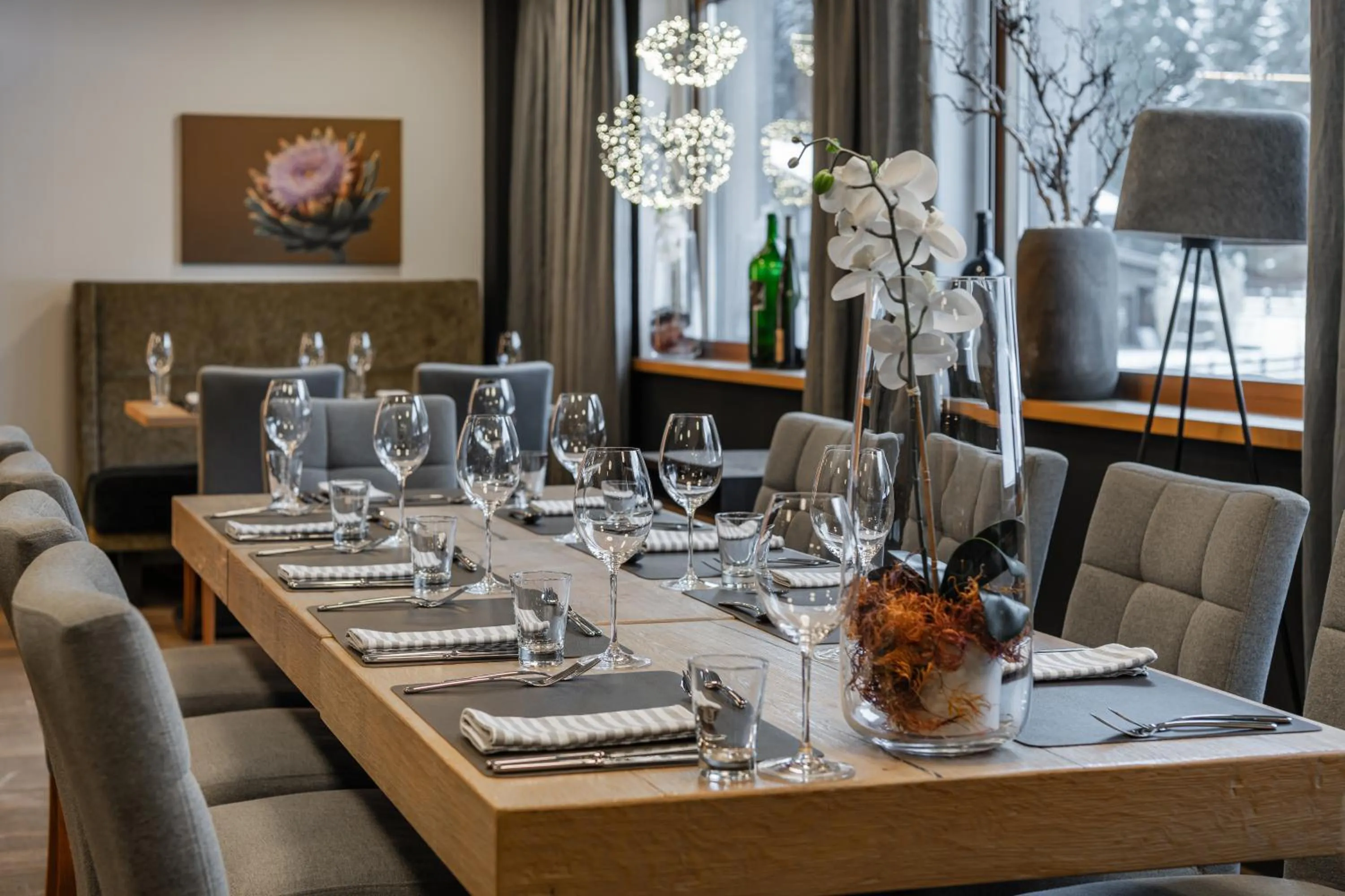 Restaurant/places to eat in AlpenParks Hotel & Apartment Taxacher